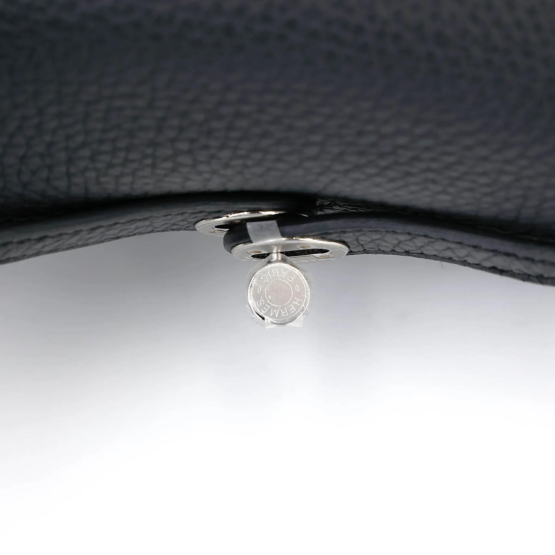 Brand New ( Rank N ) HERMÈS Mini Lindy II Noir (89) Clemence Palladium hardware G (2026) - 11