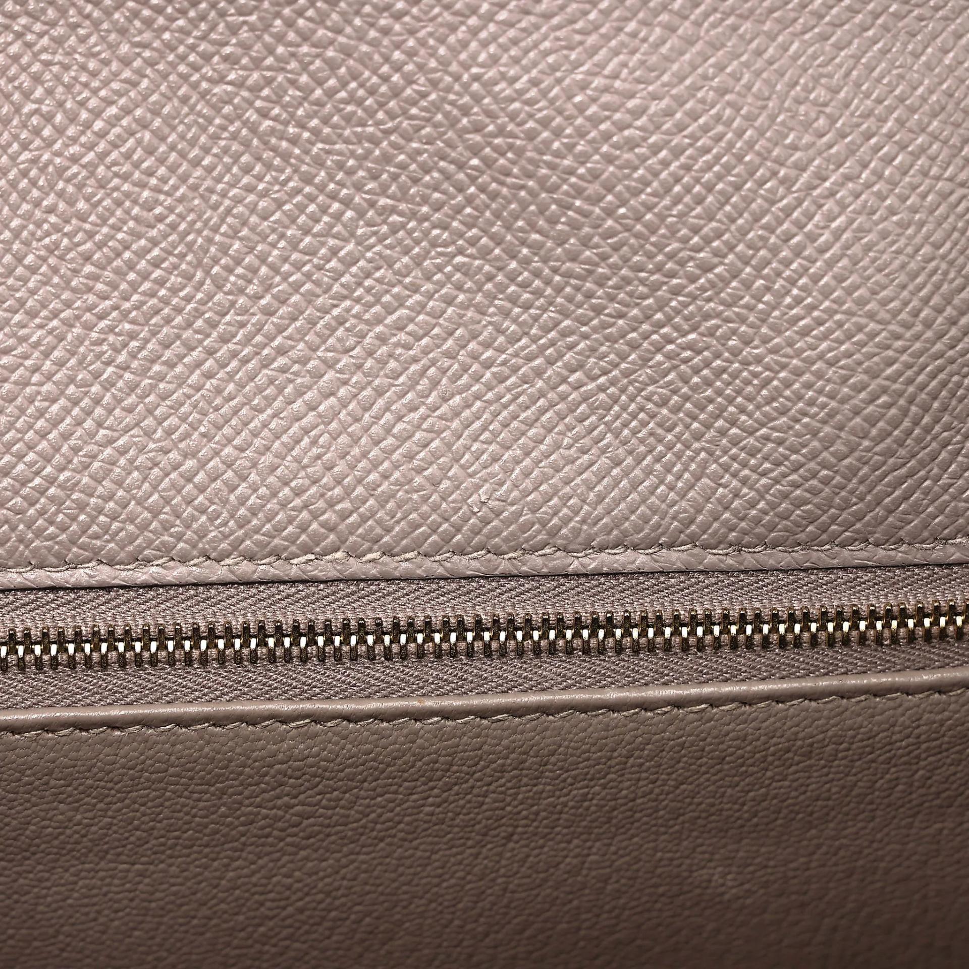 Very Good ( Rank A) HERMÈS Kelly 28 Seliier Gris Asphalte (M8) Epsom Gold hardware C (2018) - 35