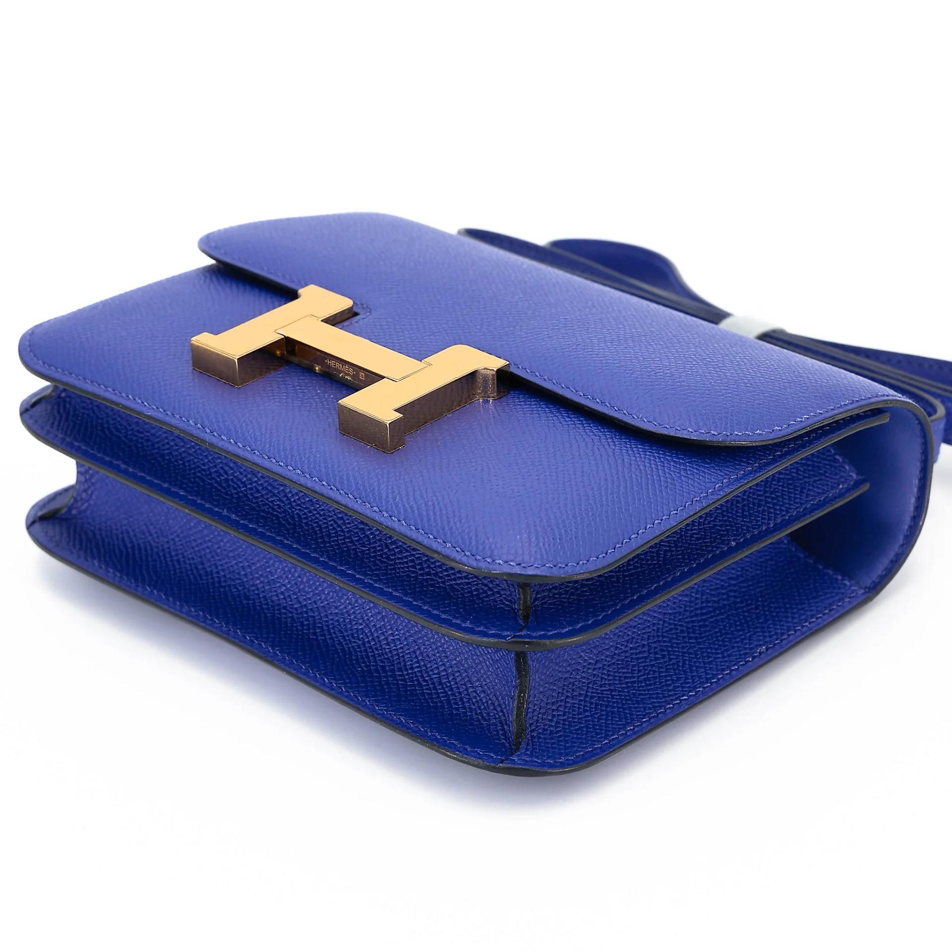 Excellent ( Rank SA ) HERMÈS Constance Mini Bleu Electrique (7T) Epsom Gold hardware C (2018) - 4