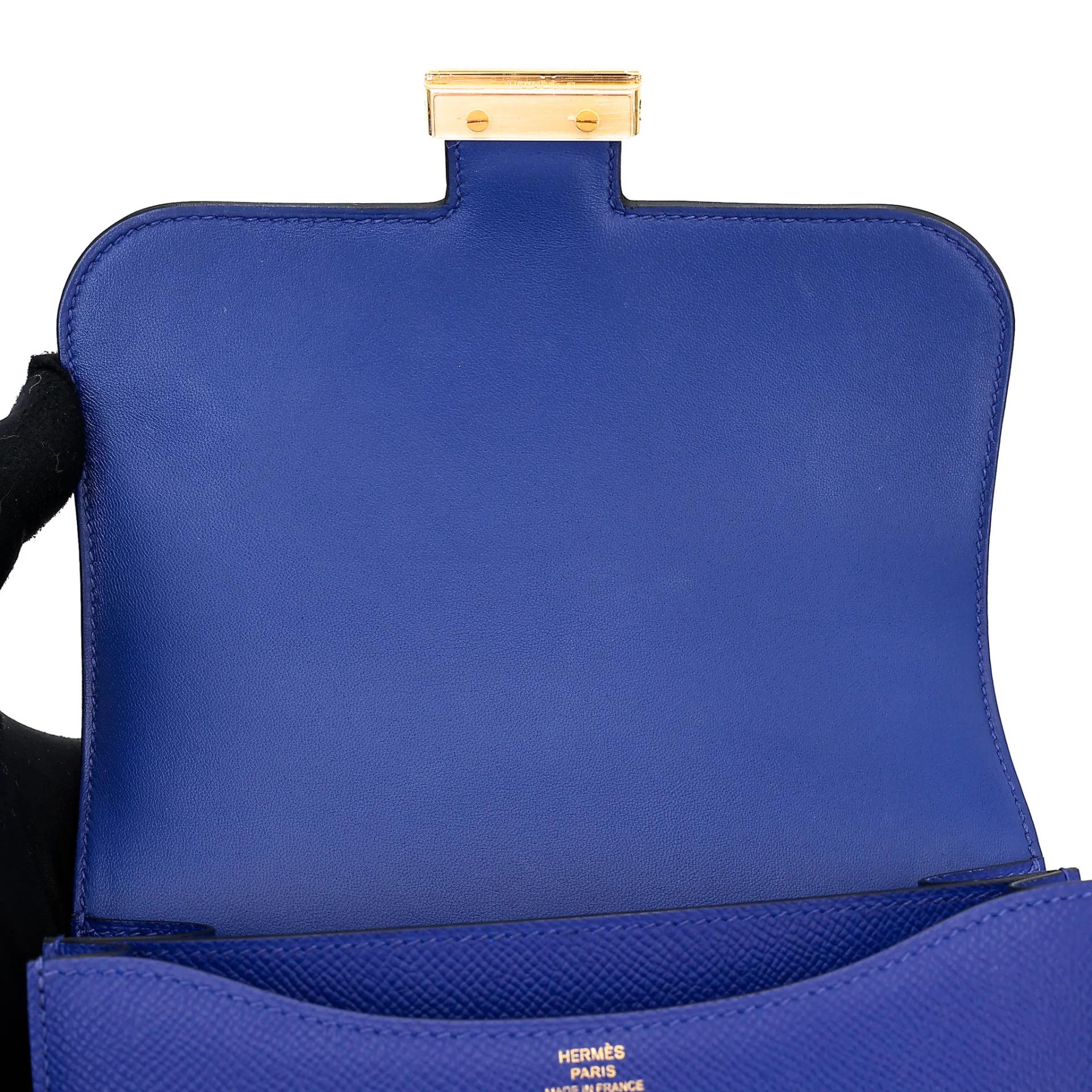 Excellent ( Rank SA ) HERMÈS Constance Mini Bleu Electrique (7T) Epsom Gold hardware C (2018) - 11