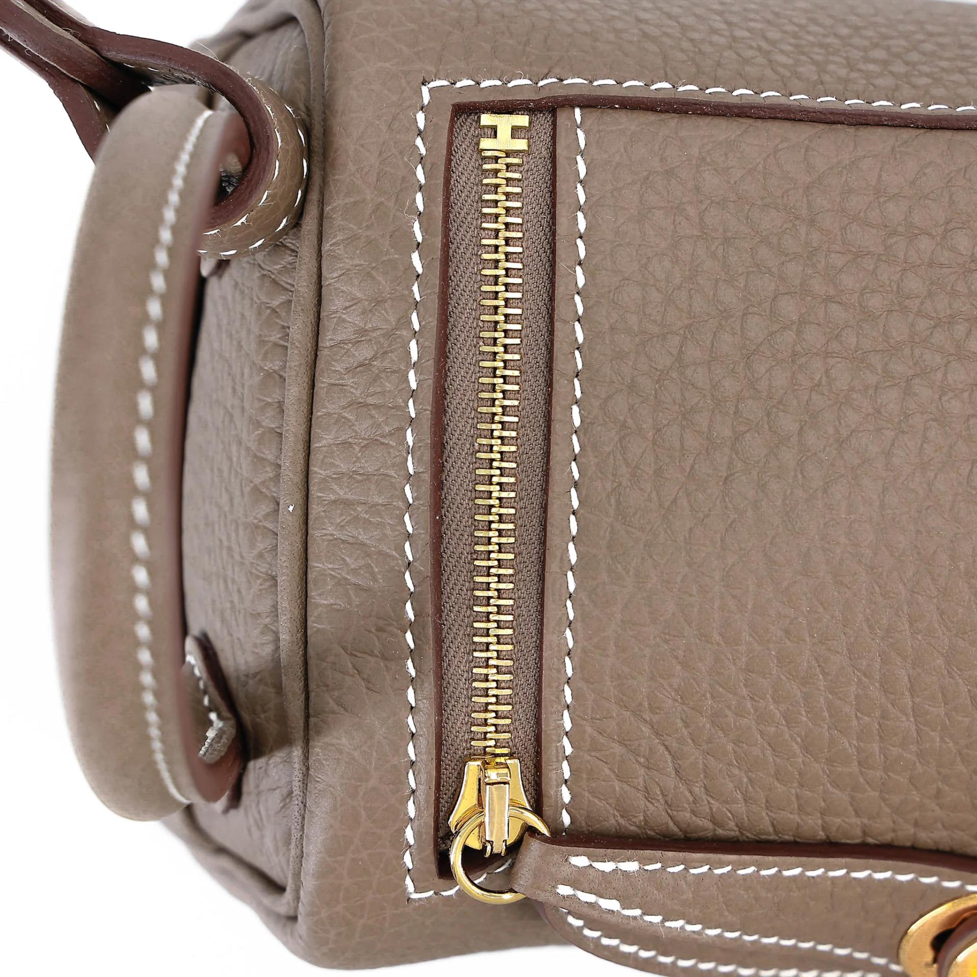 全新 HERMÈS 愛馬仕 Mini Lindy 二代 18 大象灰 Etoupe Clemence小牛皮 金扣 G刻 2026年 - 9