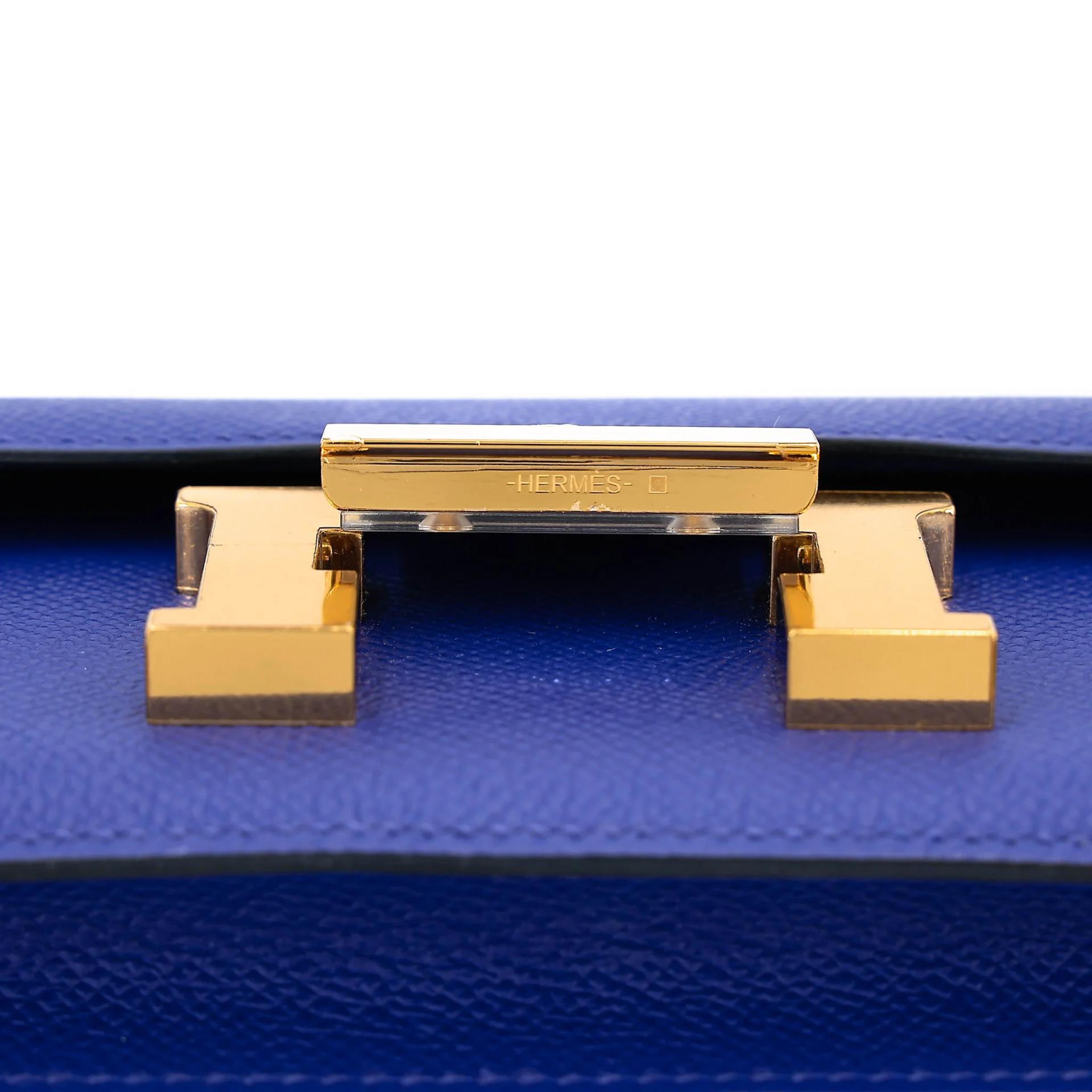 Excellent ( Rank SA ) HERMÈS Constance Mini Bleu Electrique (7T) Epsom Gold hardware C (2018) - 9