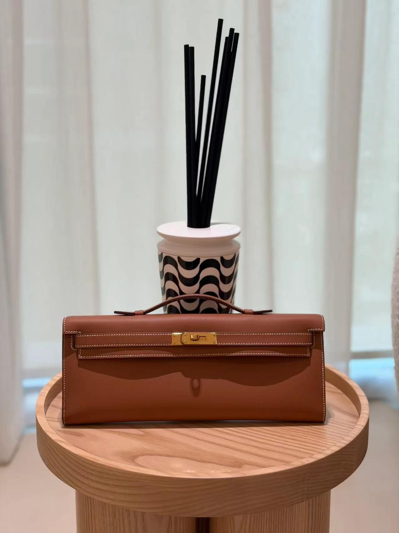 Brand New ( Rank N ) HERMÈS Kelly Cut Gold (37) Swift Gold hardware K (2025) - 5