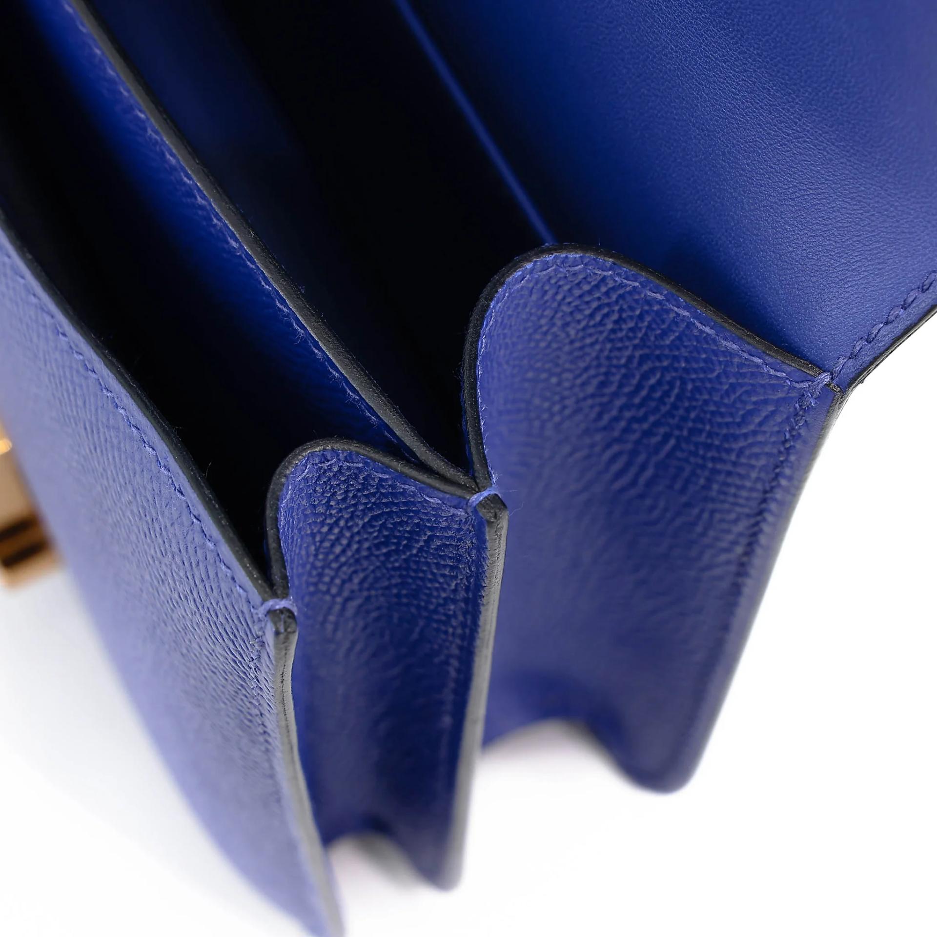 Excellent ( Rank SA ) HERMÈS Constance Mini Bleu Electrique (7T) Epsom Gold hardware C (2018) - 19
