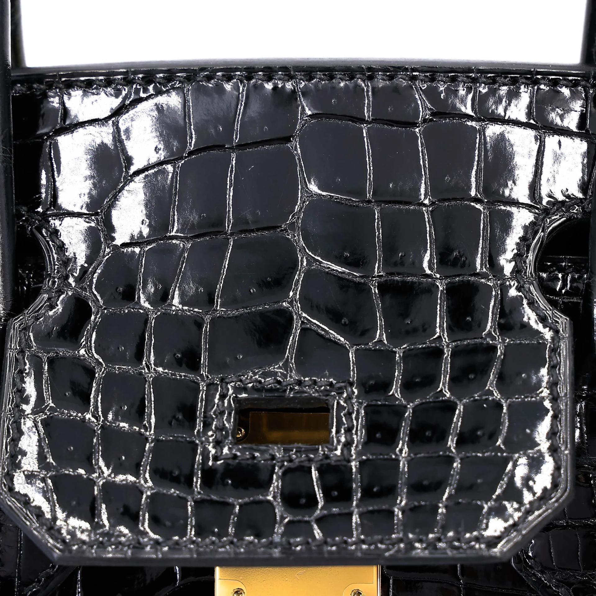 Excellent ( Rank SA ) HERMÈS Birkin 30 Sellier Noir (89) Shiny Porosus Crocodile Gold hardware Z (2021) - 15