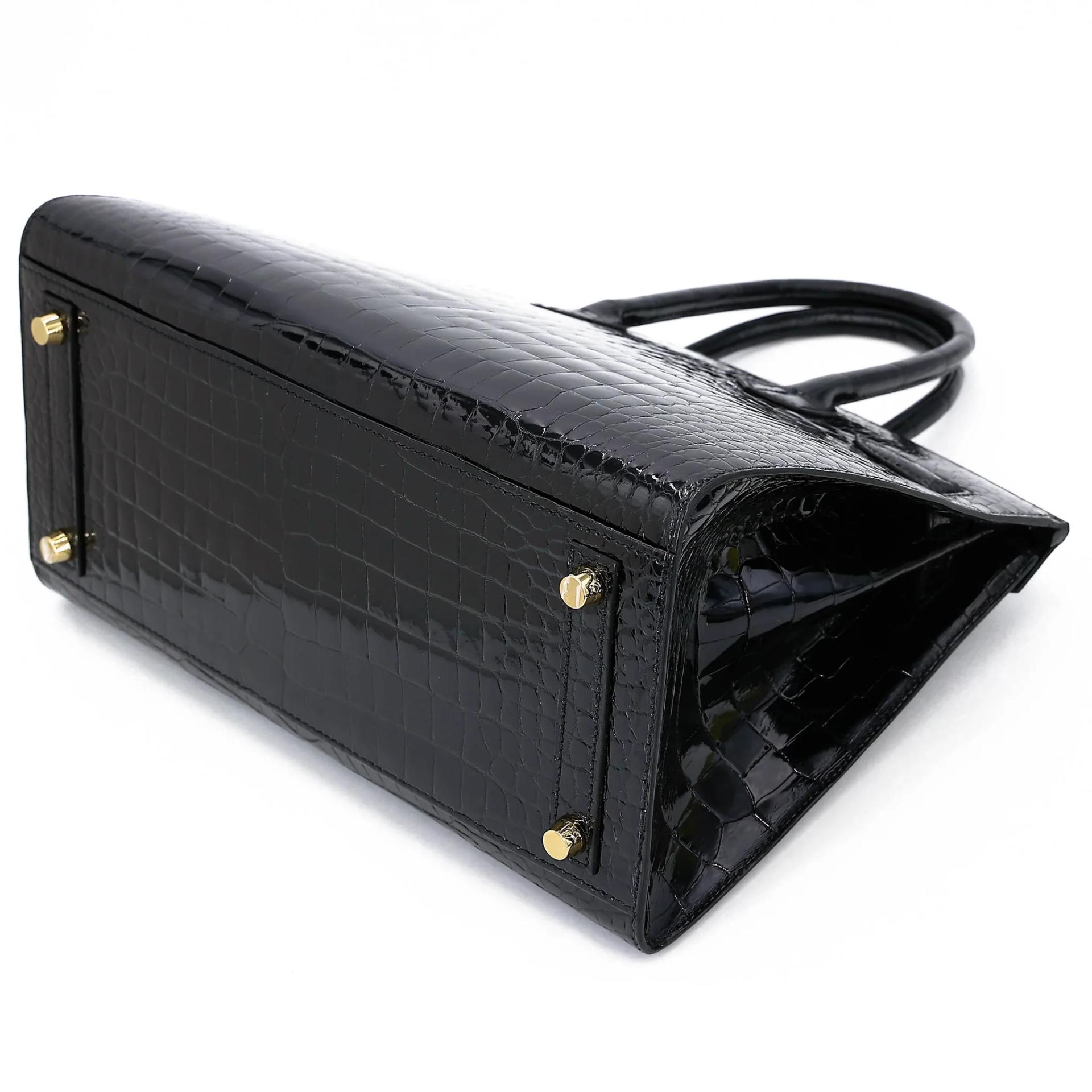 Excellent ( Rank SA ) HERMÈS Birkin 30 Sellier Noir (89) Shiny Porosus Crocodile Gold hardware Z (2021) - 6