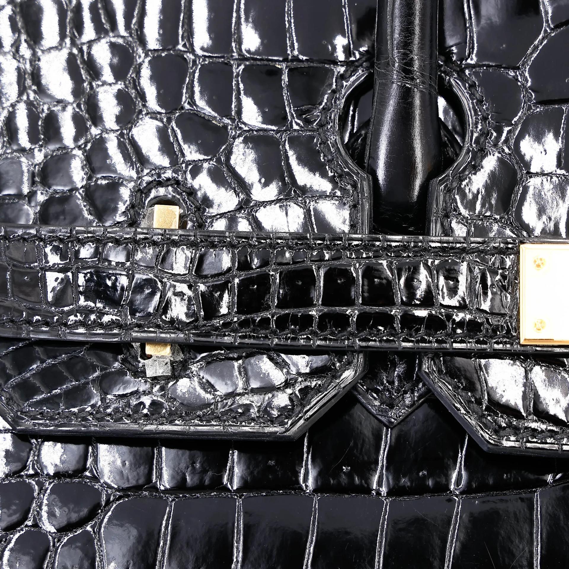 Excellent ( Rank SA ) HERMÈS Birkin 30 Sellier Noir (89) Shiny Porosus Crocodile Gold hardware Z (2021) - 14