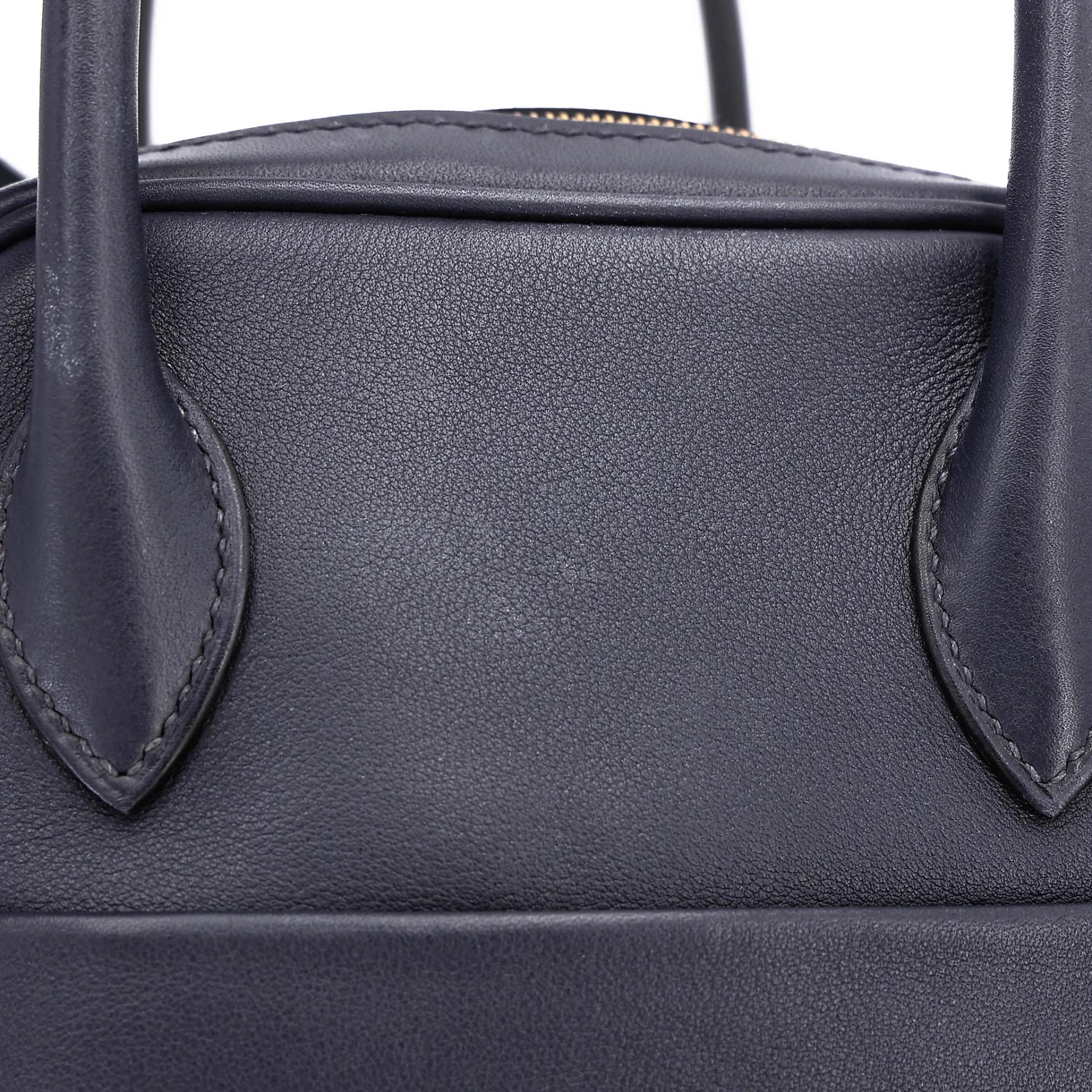 Very Good ( Rank A) HERMÈS Lindy 26 Touch Bleu Nuit (2Z) Matte Niloticus Crocodile Volupto calfskin Gold hardware Y (2020) - 14