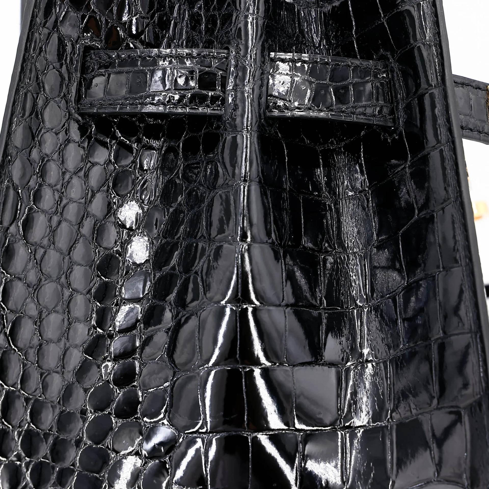 Excellent ( Rank SA ) HERMÈS Birkin 30 Sellier Noir (89) Shiny Porosus Crocodile Gold hardware Z (2021) - 29