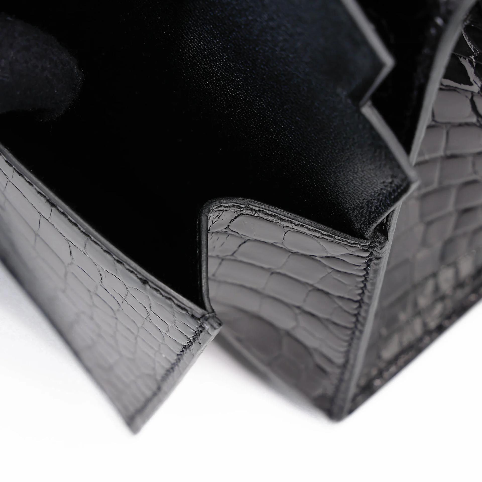 Brand New ( Rank N ) HERMÈS Limited Edition Kelly 20 en Desordre Noir (89) Shiny Alligator Gold hardware G (2026) - 15