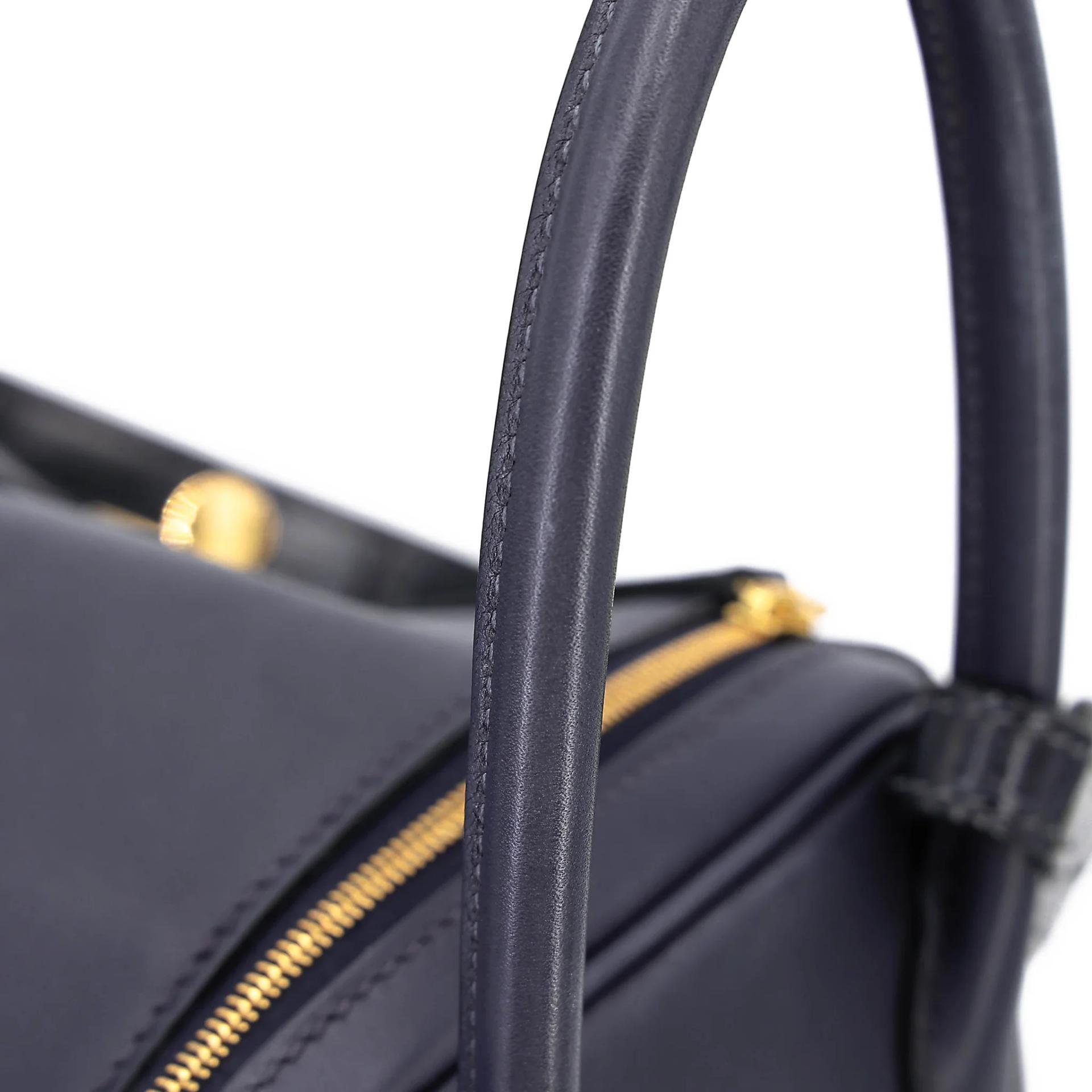Very Good ( Rank A) HERMÈS Lindy 26 Touch Bleu Nuit (2Z) Matte Niloticus Crocodile Volupto calfskin Gold hardware Y (2020) - 11