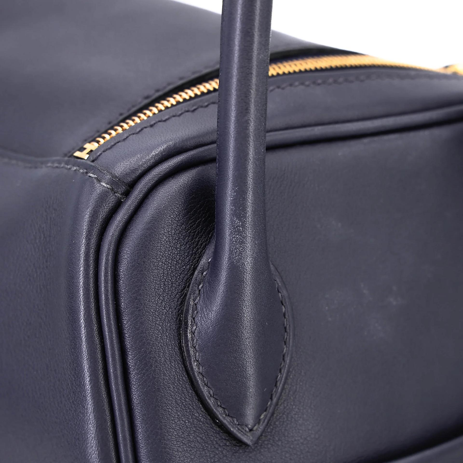 Very Good ( Rank A) HERMÈS Lindy 26 Touch Bleu Nuit (2Z) Matte Niloticus Crocodile Volupto calfskin Gold hardware Y (2020) - 10