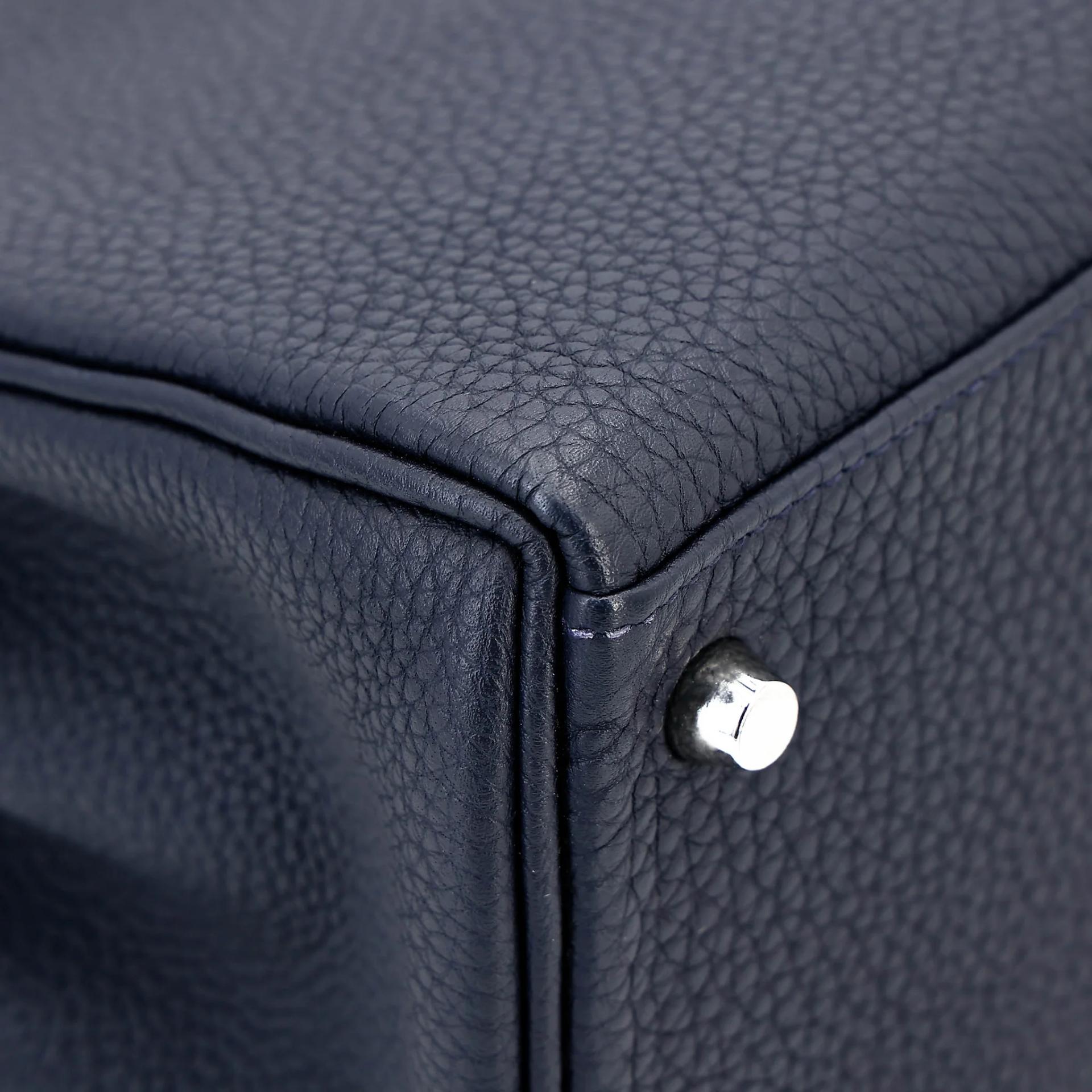 Very Good ( Rank A) HERMÈS Kelly 28 Touch Bleu Nuit (2Z) Togo Matte Alligator Palladium hardware C (2018) - 11