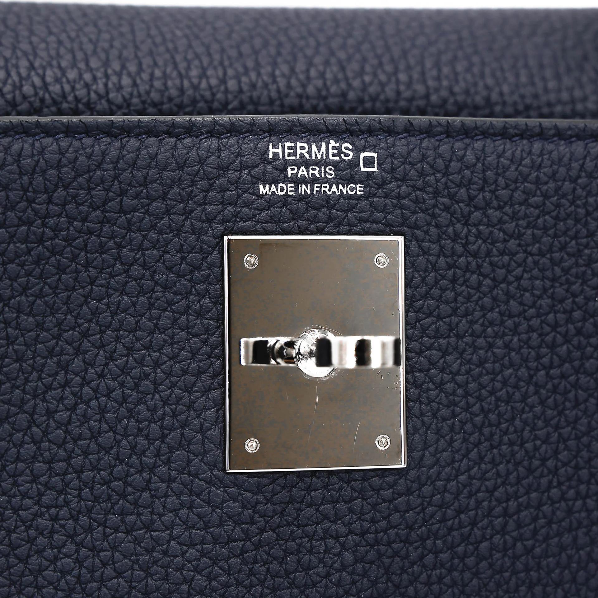 Very Good ( Rank A) HERMÈS Kelly 28 Touch Bleu Nuit (2Z) Togo Matte Alligator Palladium hardware C (2018) - 22
