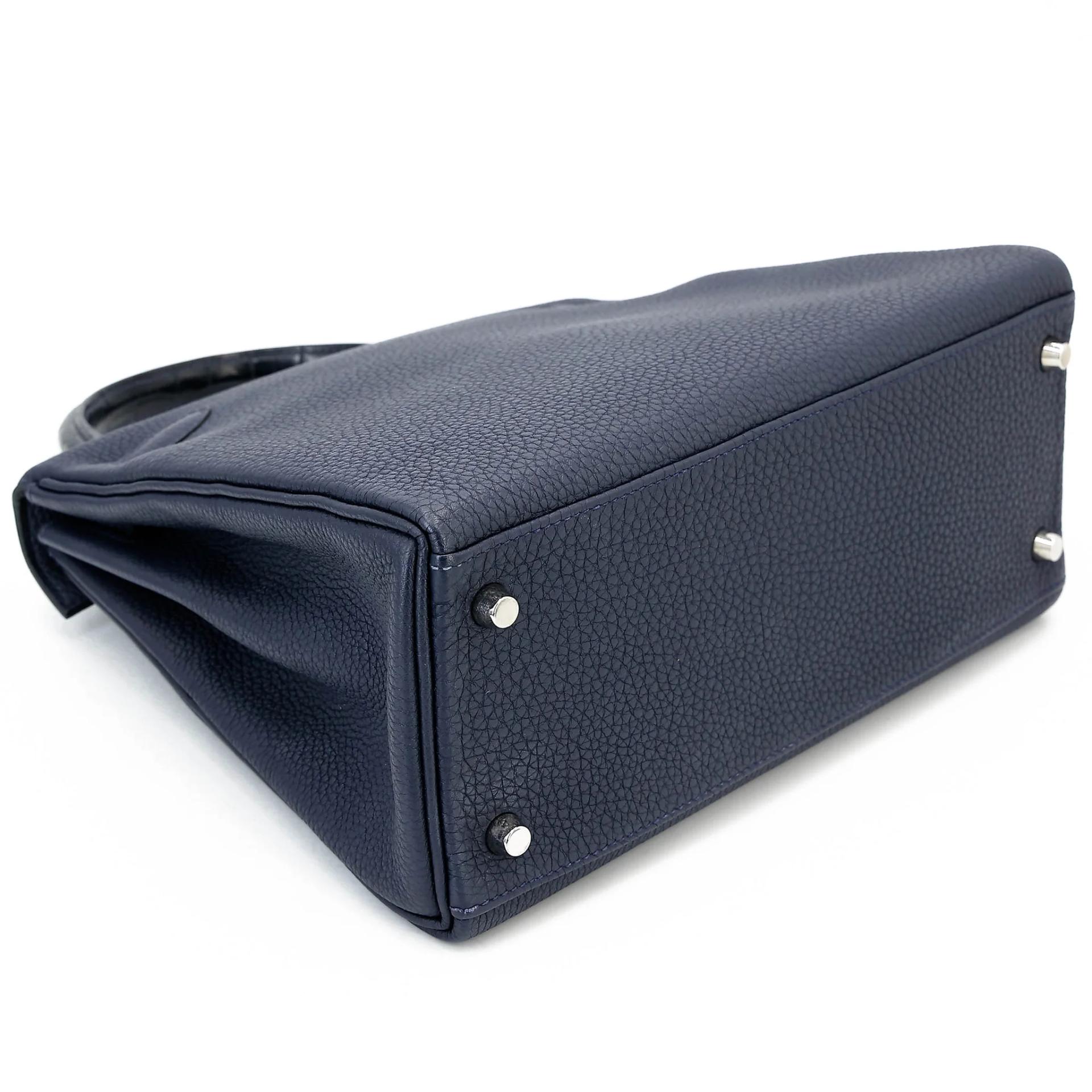 Very Good ( Rank A) HERMÈS Kelly 28 Touch Bleu Nuit (2Z) Togo Matte Alligator Palladium hardware C (2018) - 7