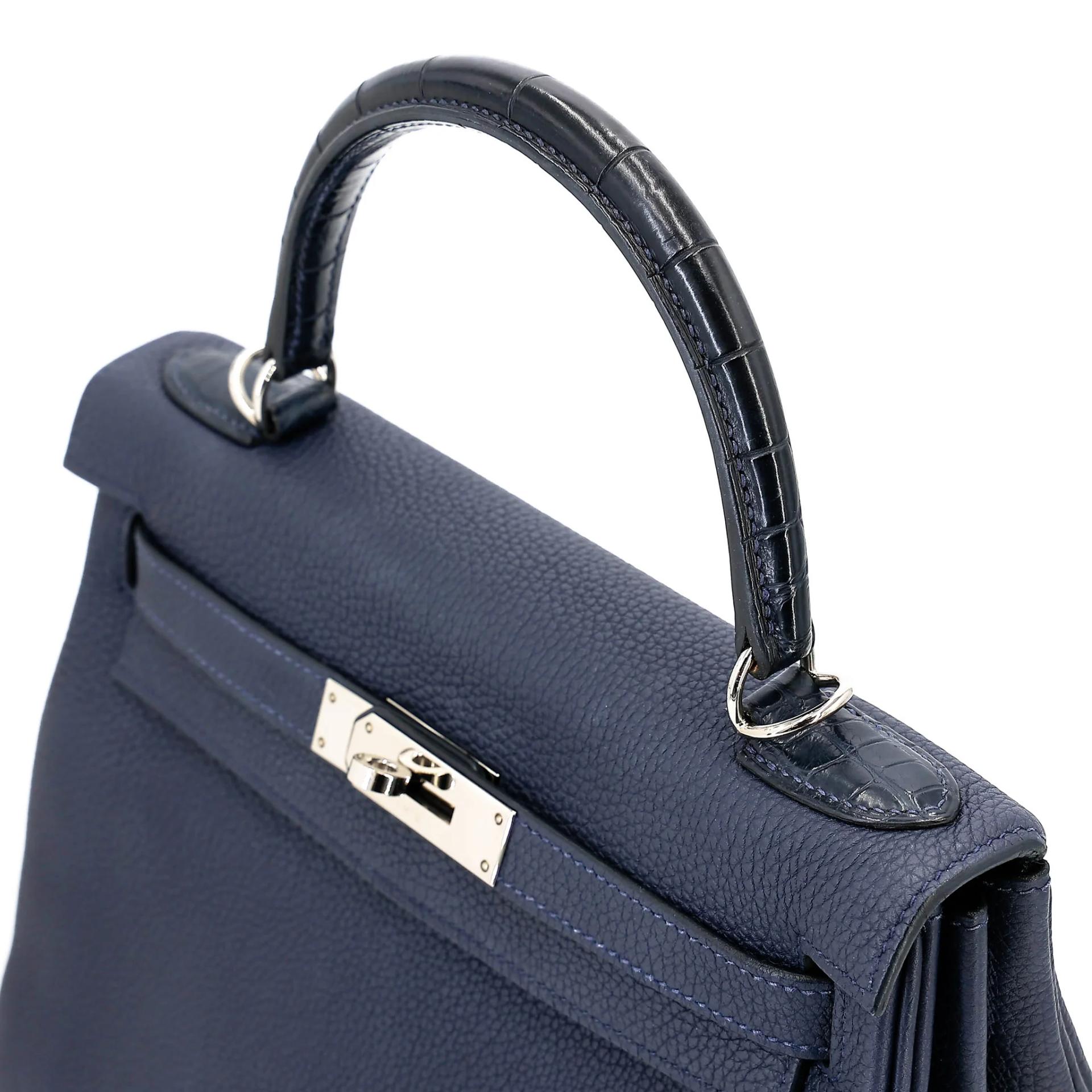 Very Good ( Rank A) HERMÈS Kelly 28 Touch Bleu Nuit (2Z) Togo Matte Alligator Palladium hardware C (2018) - 3