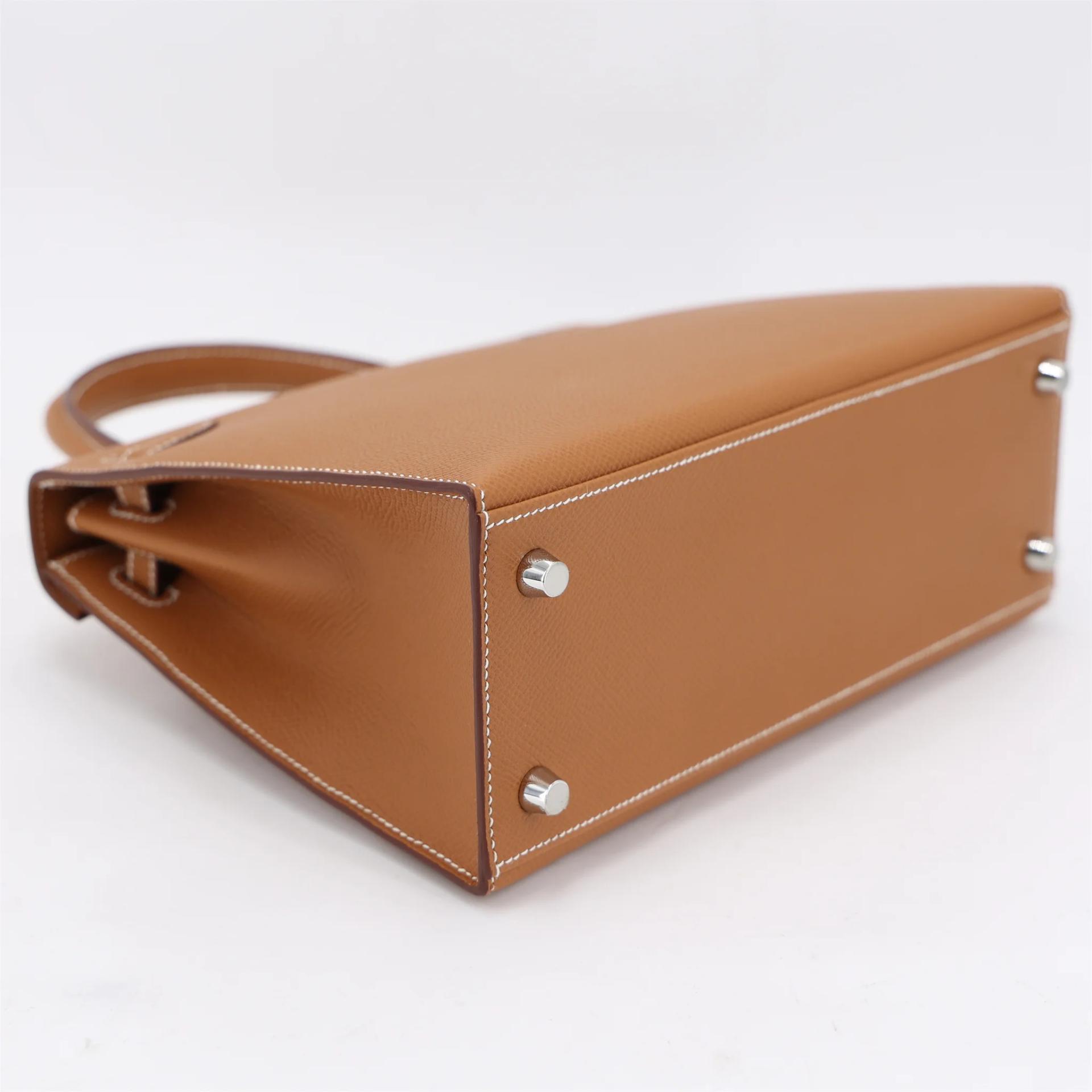 Brand New ( Rank N ) HERMÈS Kelly 25 Sellier Gold (37) Epsom Palladium hardware G (2026) - 6