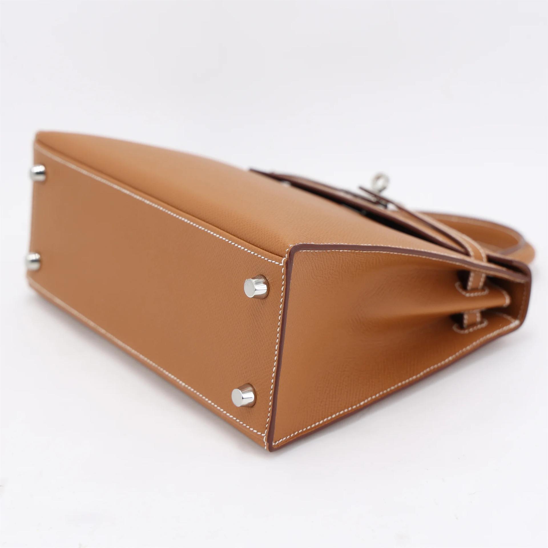 Brand New ( Rank N ) HERMÈS Kelly 25 Sellier Gold (37) Epsom Palladium hardware G (2026) - 5