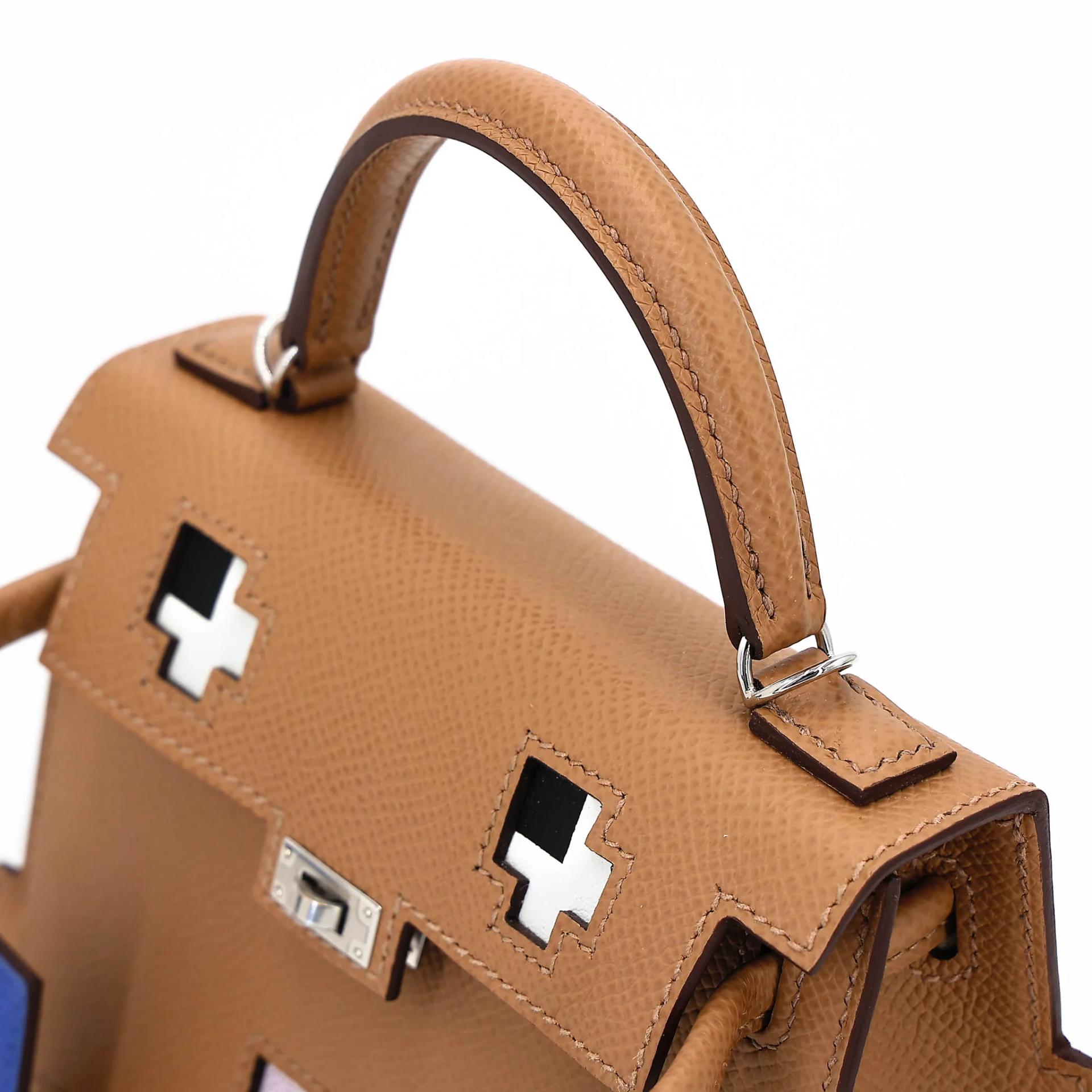 Unused ( Rank NS ) HERMÈS Limited Edition Kelly Doll Picto Biscuit (4B) Mauve Pale (09) Rose Texas (0E) Bleu France (71) Epsom Palladium hardware B (2023) - 4