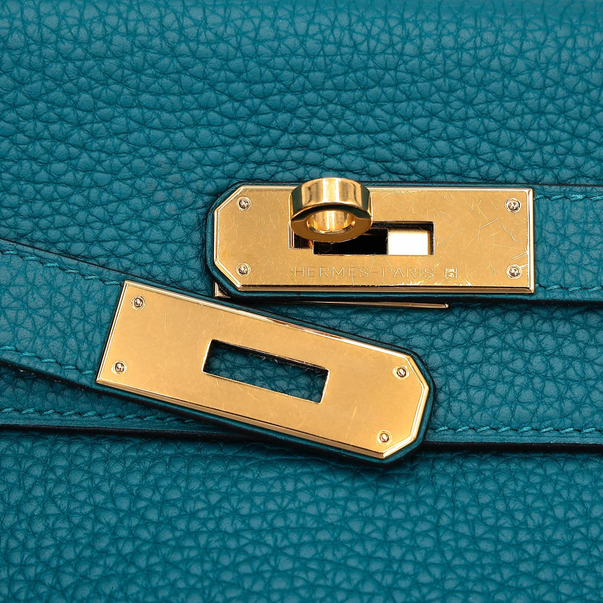 Very Good ( Rank A) HERMÈS Kelly 28 Colvert (1P) Togo Gold hardware D (2019) - 17