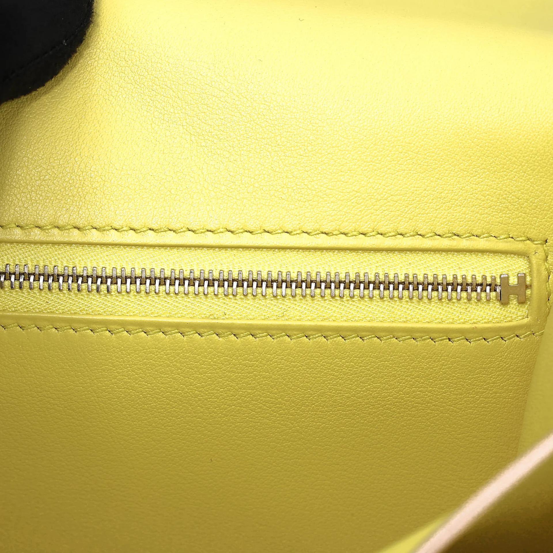 Excellent ( Rank SA ) HERMÈS Constance 24 Soufre (C9) Potiron (5F) Doblis Suede Swift Palladium hardware Square R (2014) - 18