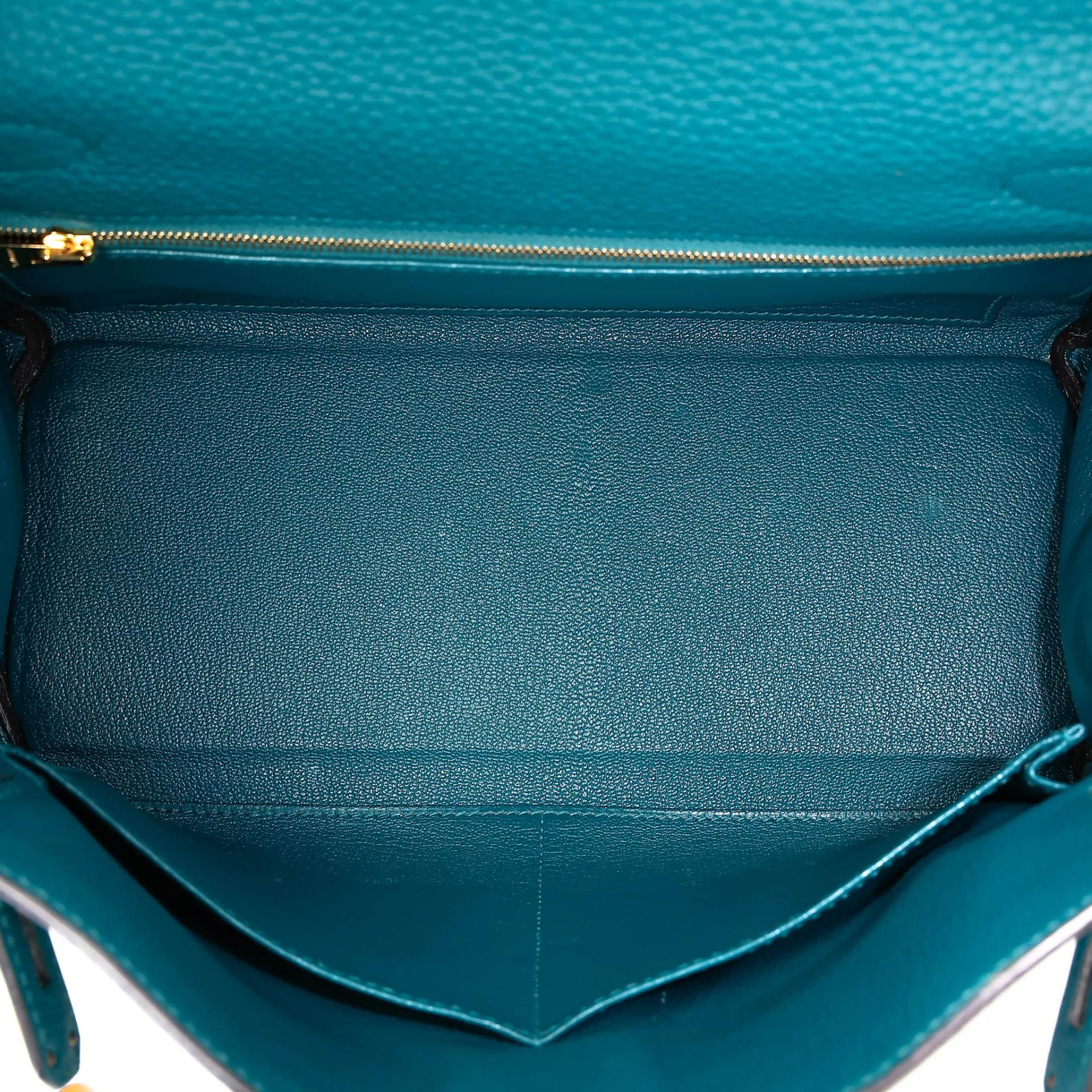 Very Good ( Rank A) HERMÈS Kelly 28 Colvert (1P) Togo Gold hardware D (2019) - 32