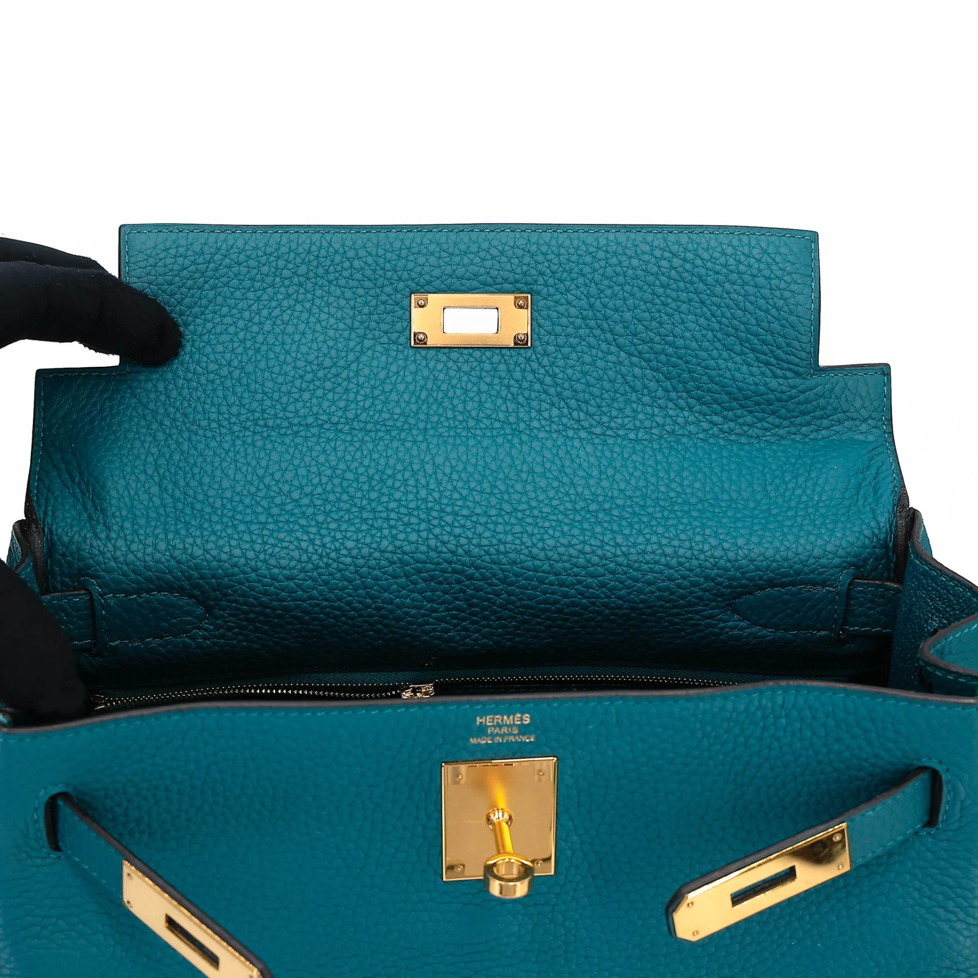 Very Good ( Rank A) HERMÈS Kelly 28 Colvert (1P) Togo Gold hardware D (2019) - 21