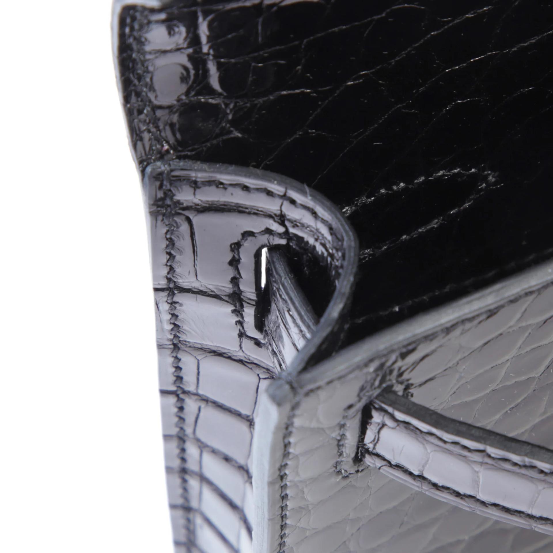 Brand New ( Rank N ) HERMÈS Kelly Cut Noir (89) Shiny Alligator Gold hardware K (2025) - 13