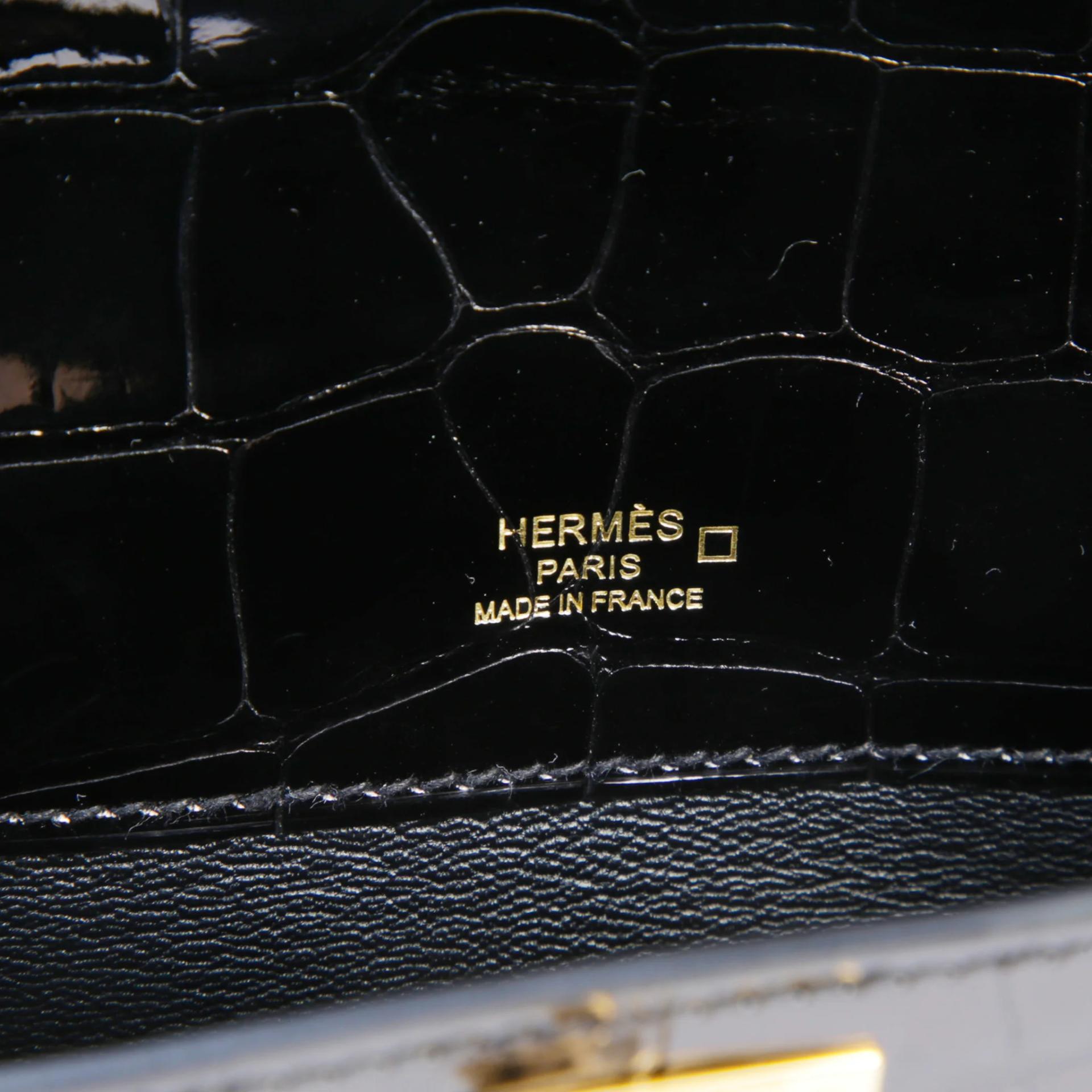 Brand New ( Rank N ) HERMÈS Kelly Cut Noir (89) Shiny Alligator Gold hardware K (2025) - 10