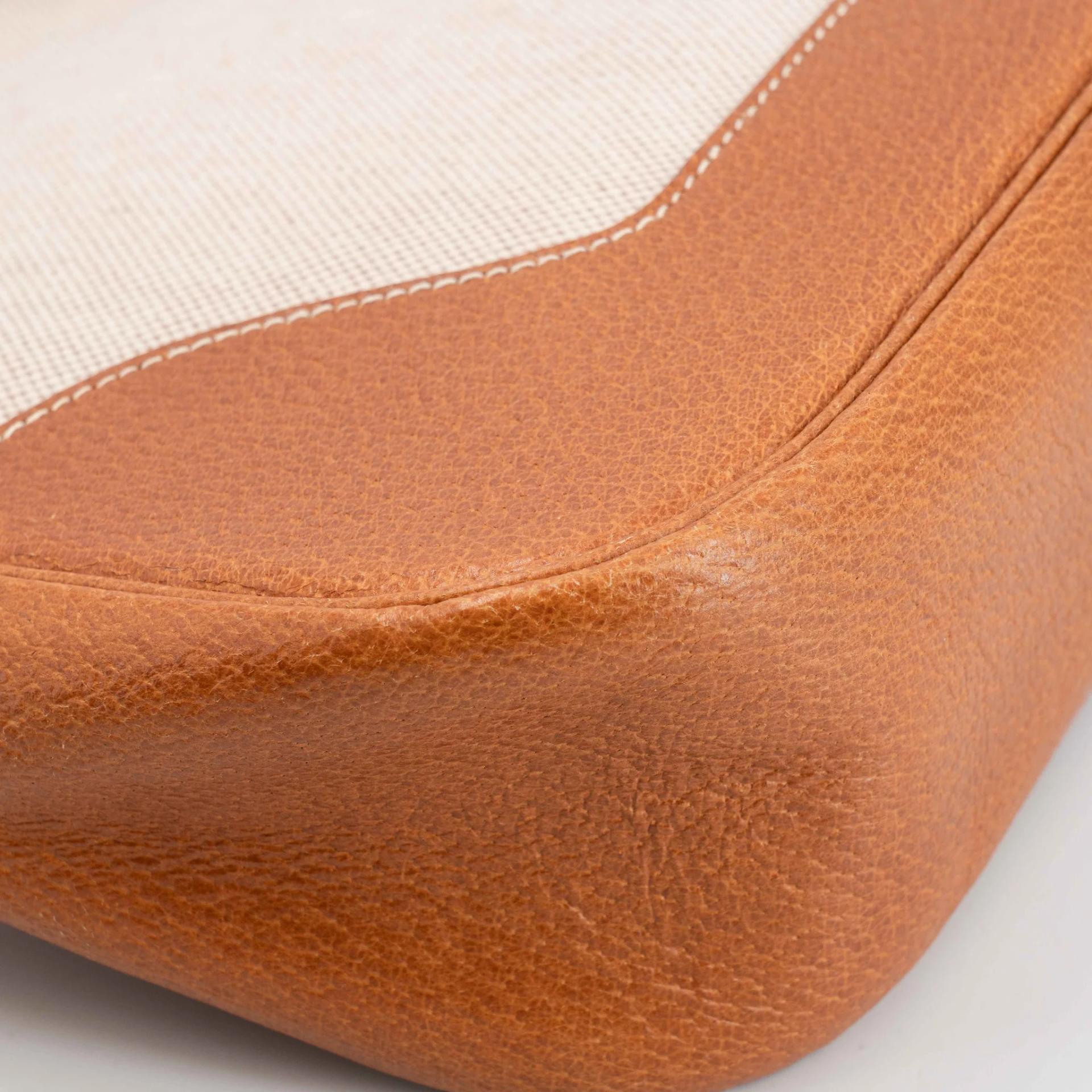 Very Good ( Rank A) HERMÈS Trim 31 Natural (27) Peau Porc Toile Camp canvas Gold hardware Circle Y (1995) - 15