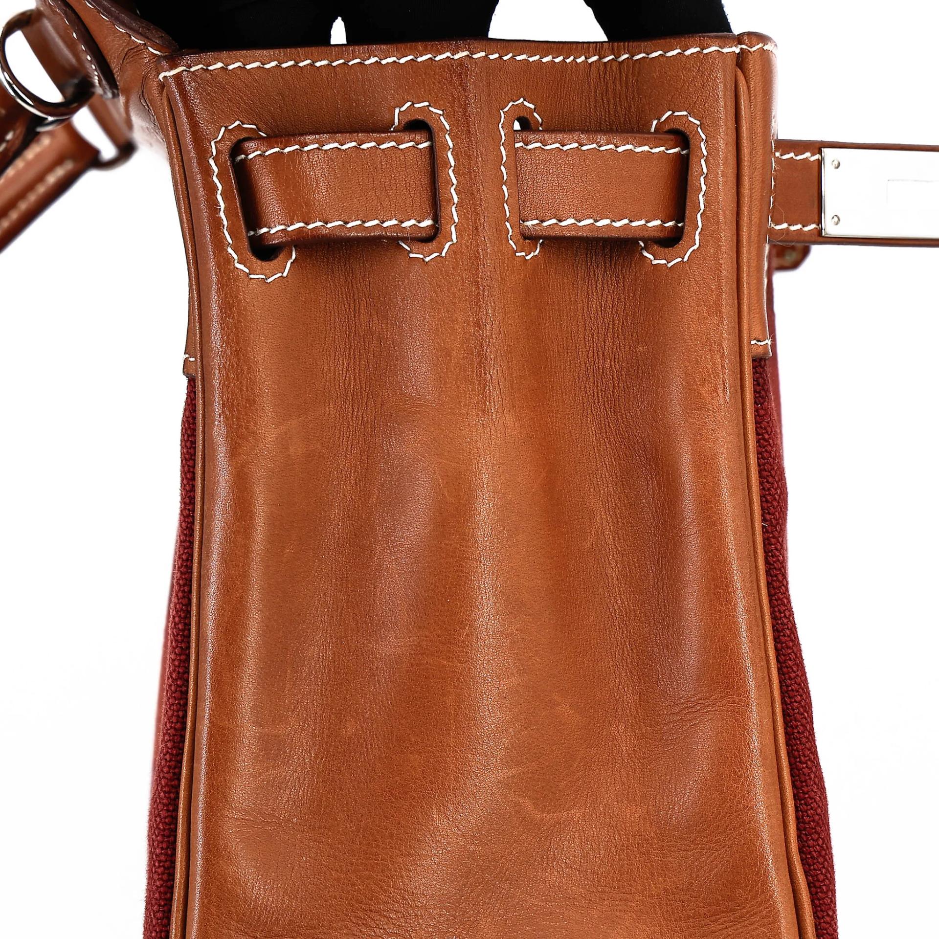Good ( Rank AB) HERMÈS Limited Edition Kelly 28 Fauve (34) Gold (37) Barenia Palladium hardware Square O (2011) - 36