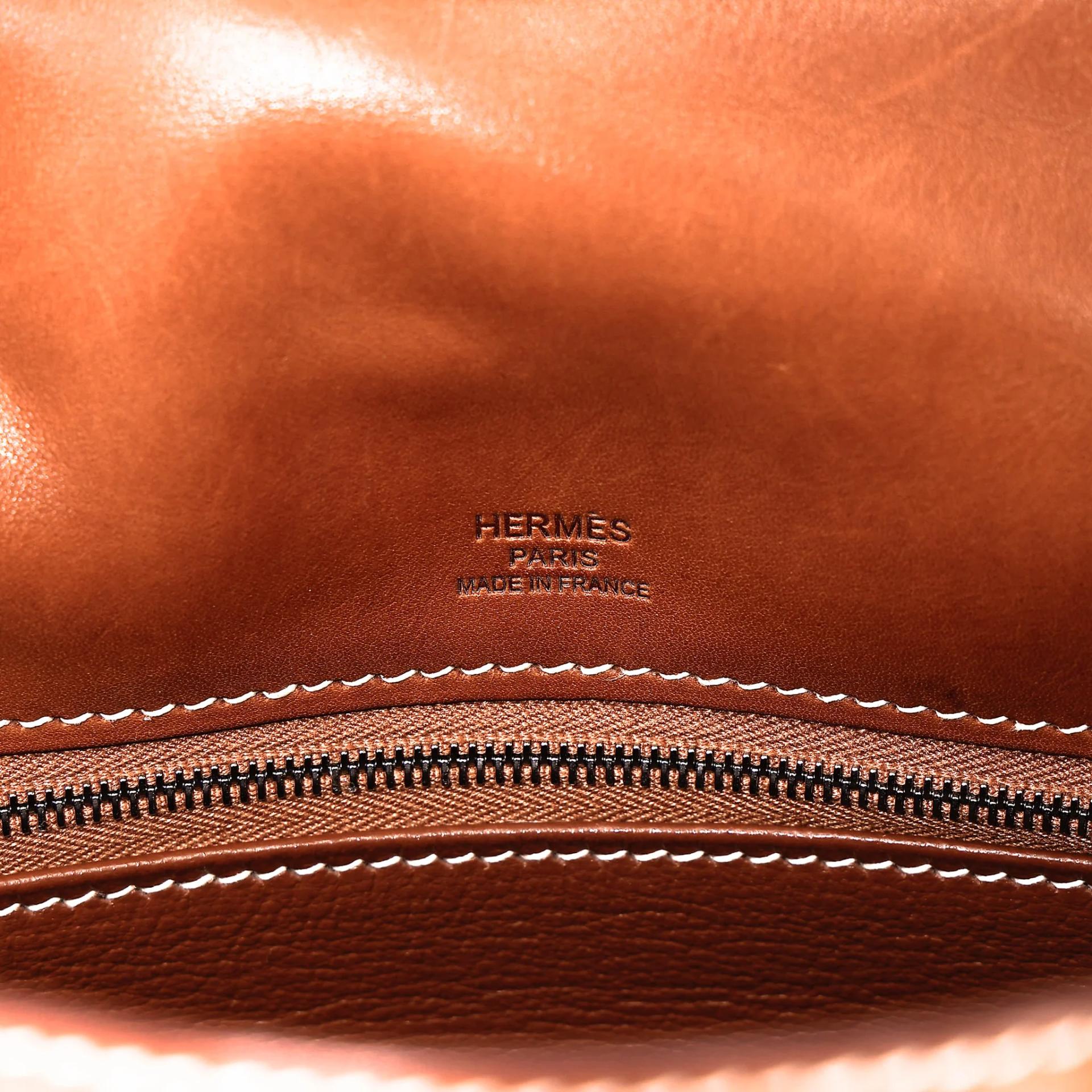 Good ( Rank AB) HERMÈS Limited Edition Kelly 28 Fauve (34) Gold (37) Barenia Palladium hardware Square O (2011) - 32