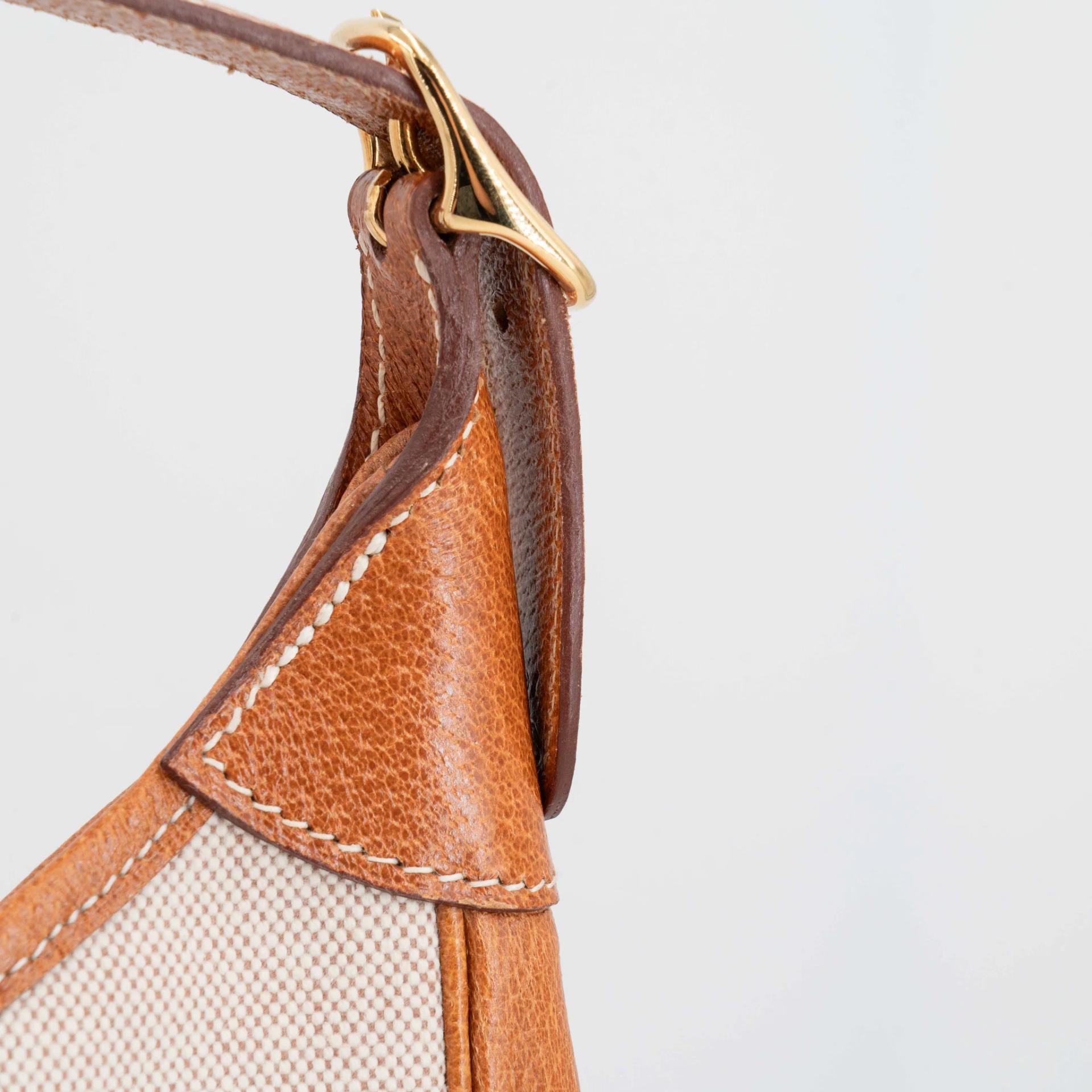 Very Good ( Rank A) HERMÈS Trim 31 Natural (27) Peau Porc Toile Camp canvas Gold hardware Circle Y (1995) - 27