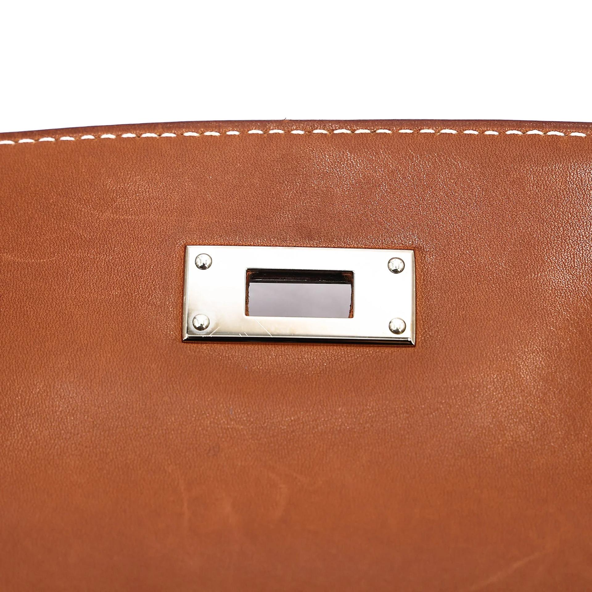 Good ( Rank AB) HERMÈS Limited Edition Kelly 28 Fauve (34) Gold (37) Barenia Palladium hardware Square O (2011) - 27