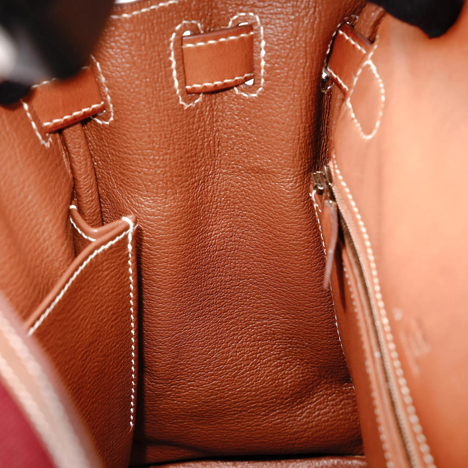 Good ( Rank AB) HERMÈS Limited Edition Kelly 28 Fauve (34) Gold (37) Barenia Palladium hardware Square O (2011) - 39