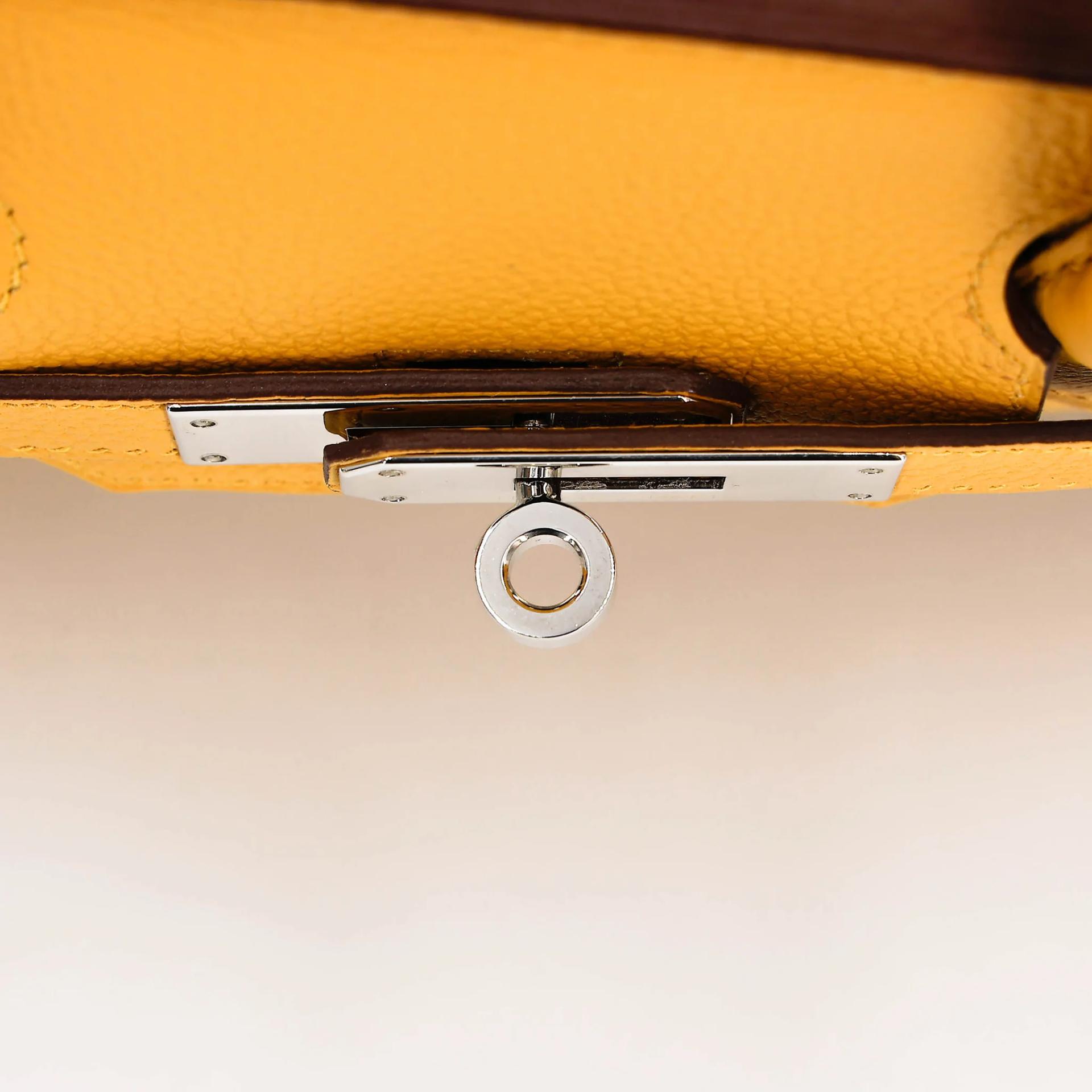 Very Good ( Rank A) HERMÈS Birkin 30 Jaune Ambre (9D) Togo Palladium hardware C (2018) - 16