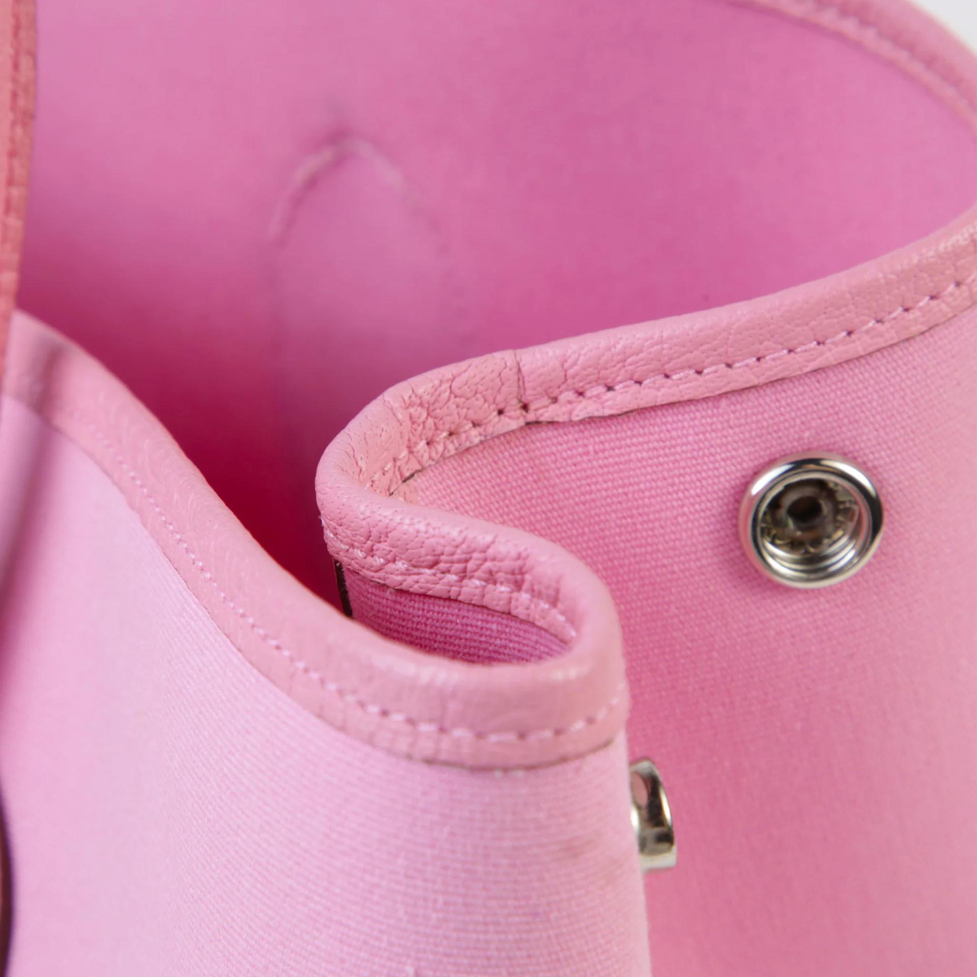 Good ( Rank AB) HERMÈS Garden Party PM Pink Negonda Canvas Palladium hardware Square N (2010) - 11