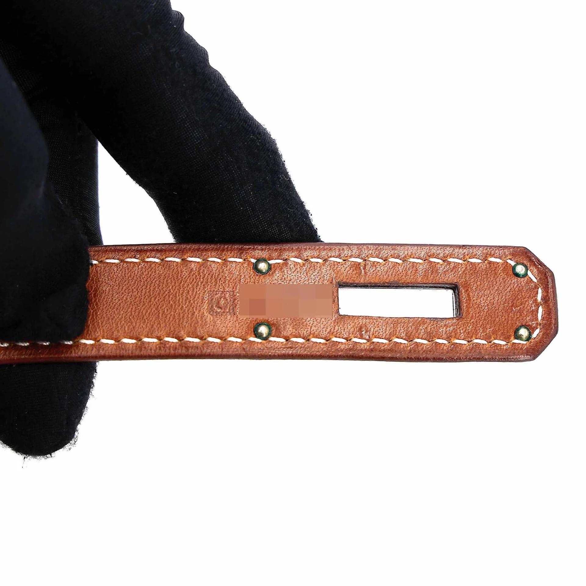 Good ( Rank AB) HERMÈS Limited Edition Kelly 28 Fauve (34) Gold (37) Barenia Palladium hardware Square O (2011) - 22