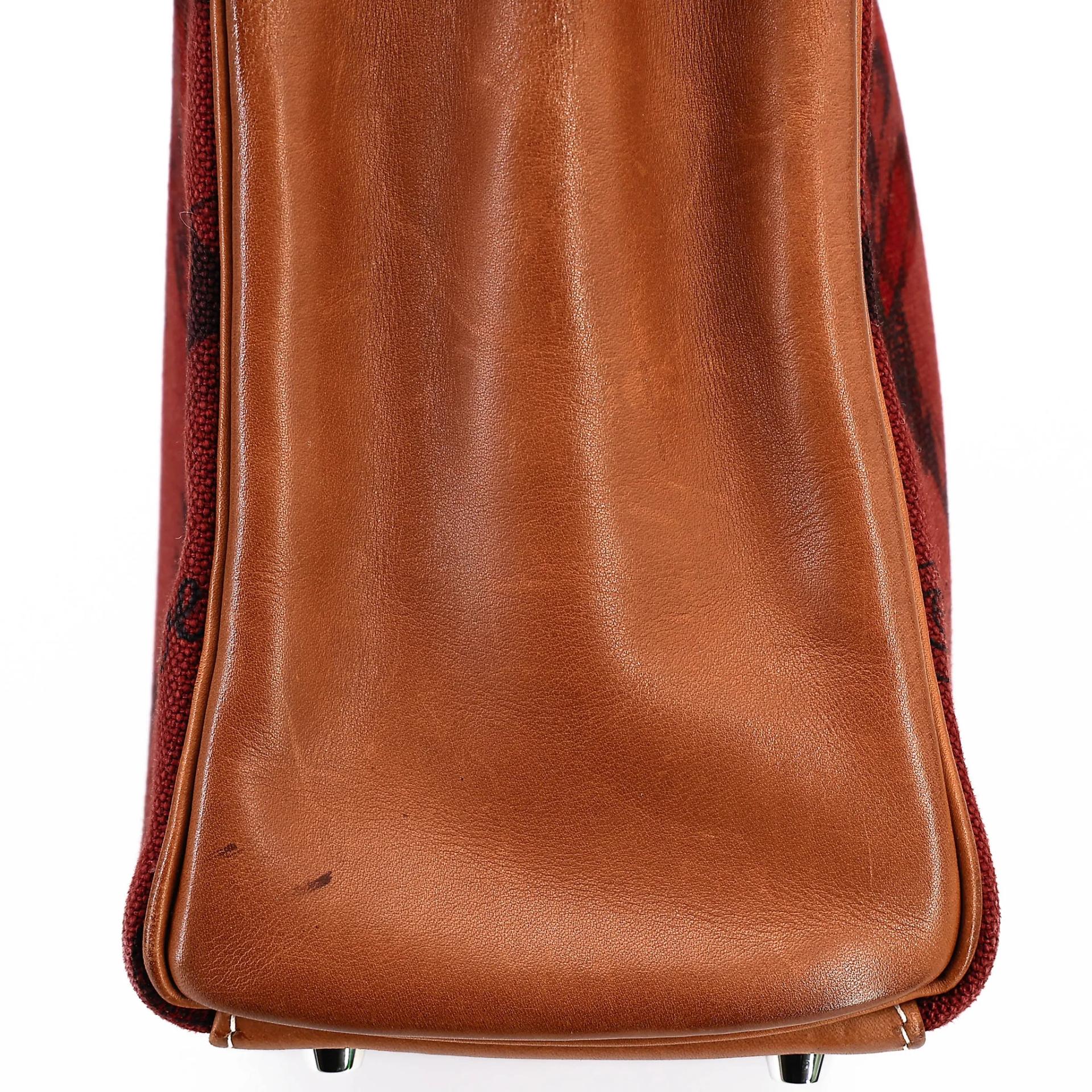Good ( Rank AB) HERMÈS Limited Edition Kelly 28 Fauve (34) Gold (37) Barenia Palladium hardware Square O (2011) - 35