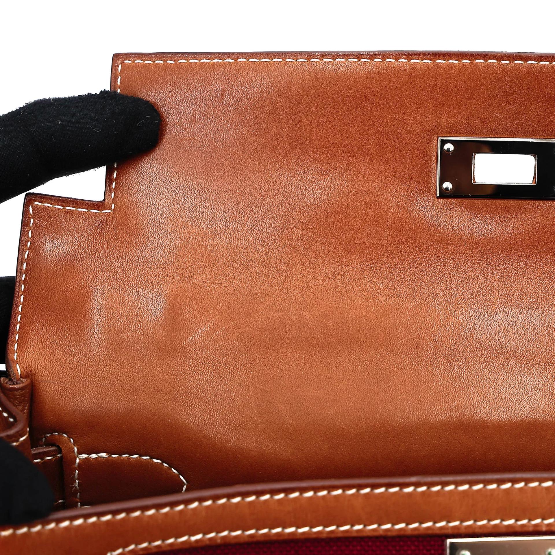 Good ( Rank AB) HERMÈS Limited Edition Kelly 28 Fauve (34) Gold (37) Barenia Palladium hardware Square O (2011) - 29