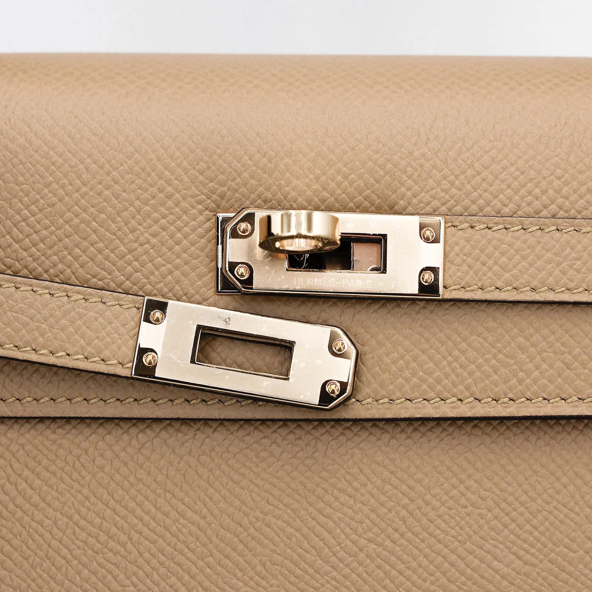 Brand New ( Rank N ) HERMÈS Kelly 25 Sellier Poussiere (1C) Epsom Permabrass hardware K (2025) - 8