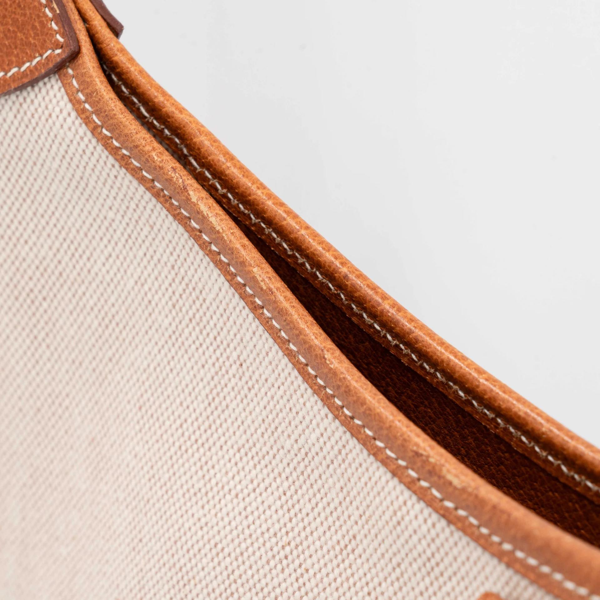 Very Good ( Rank A) HERMÈS Trim 31 Natural (27) Peau Porc Toile Camp canvas Gold hardware Circle Y (1995) - 21