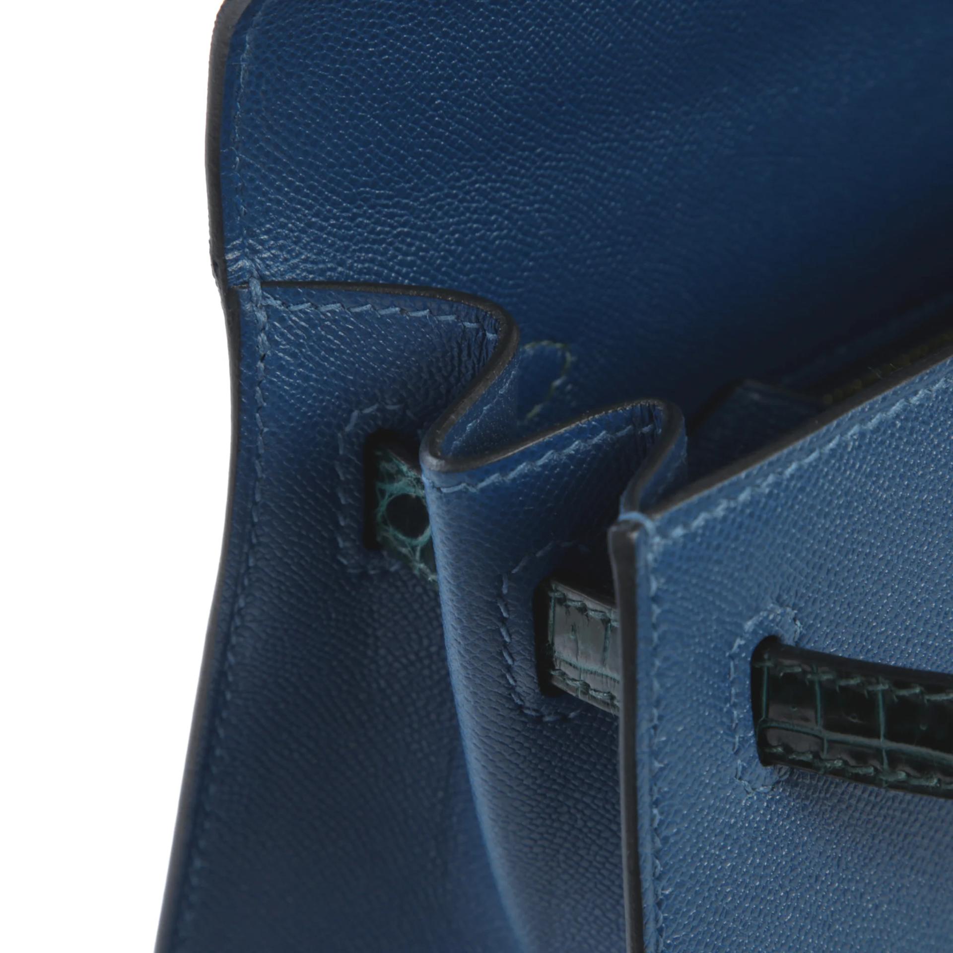 Unused ( Rank NS ) HERMÈS Kelly 25 Sellier Touch Deep Blue (S4) Vert Cypress (6O) Madame Shiny Niloticus Crocodile Permabrass hardware K (2025) - 12