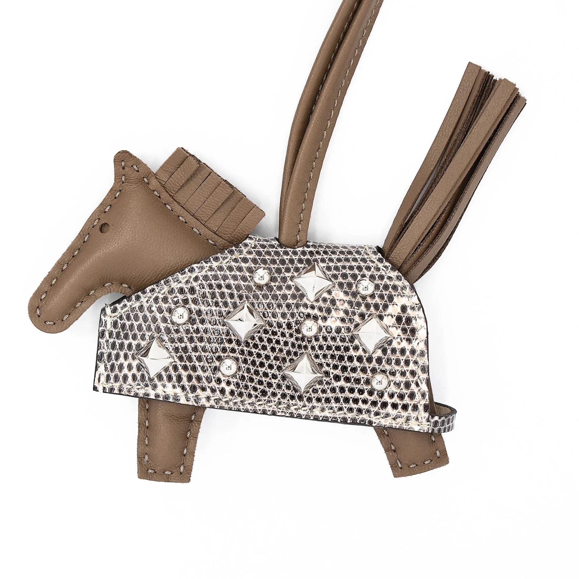 全新 HERMÈS 愛馬仕 Rodeo PM 小馬 Rock 18 大象灰 Etoupe 1B 原色蜥蜴 Ombre Agneau Milo 米洛羊羔皮 蜥蜴皮 K刻 2025年 - 4