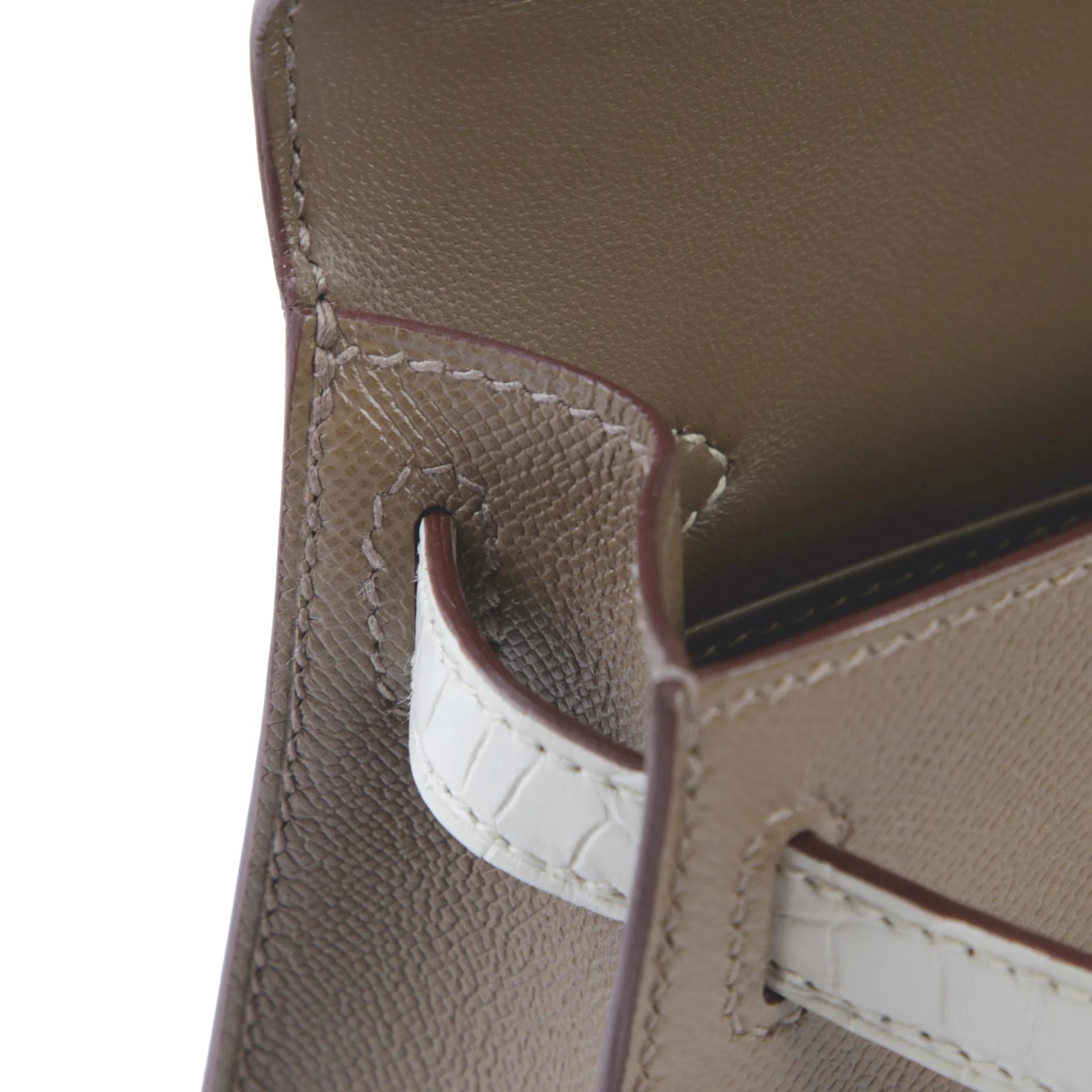 全新 HERMÈS 愛馬仕 Mini Kelly 二代 8L 冰川白 Beton 18 大象灰 Etoupe □ 短吻鱷 霧面 Madame皮 銀扣 K刻 2025年 - 12
