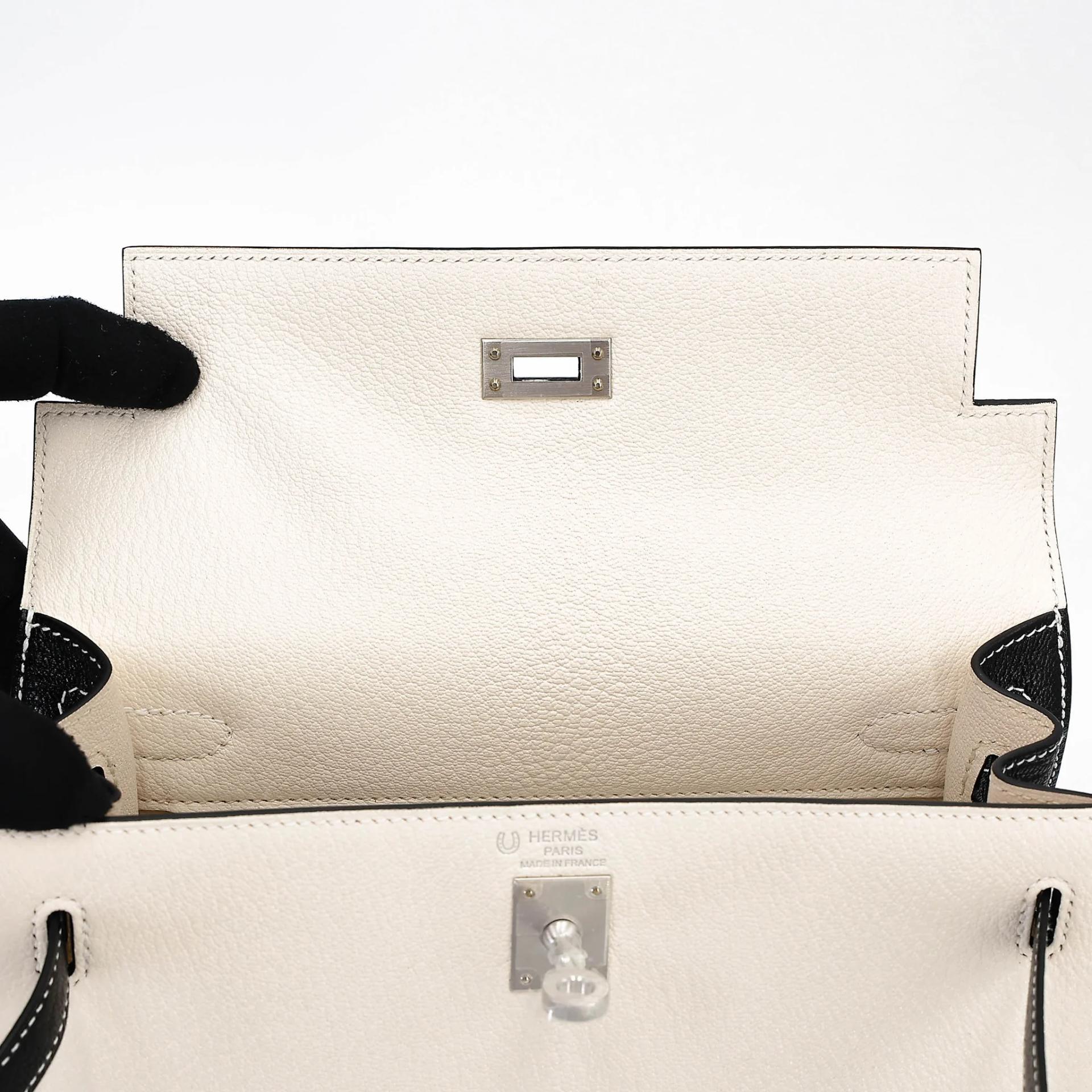 全新 HERMÈS 愛馬仕 馬蹄印定制 Kelly 25 外縫 HSS 89 黑色 Noir (Black) I2 奶油白 Nata Chevre山羊皮 拉絲銀扣 G刻 2026年 - 12