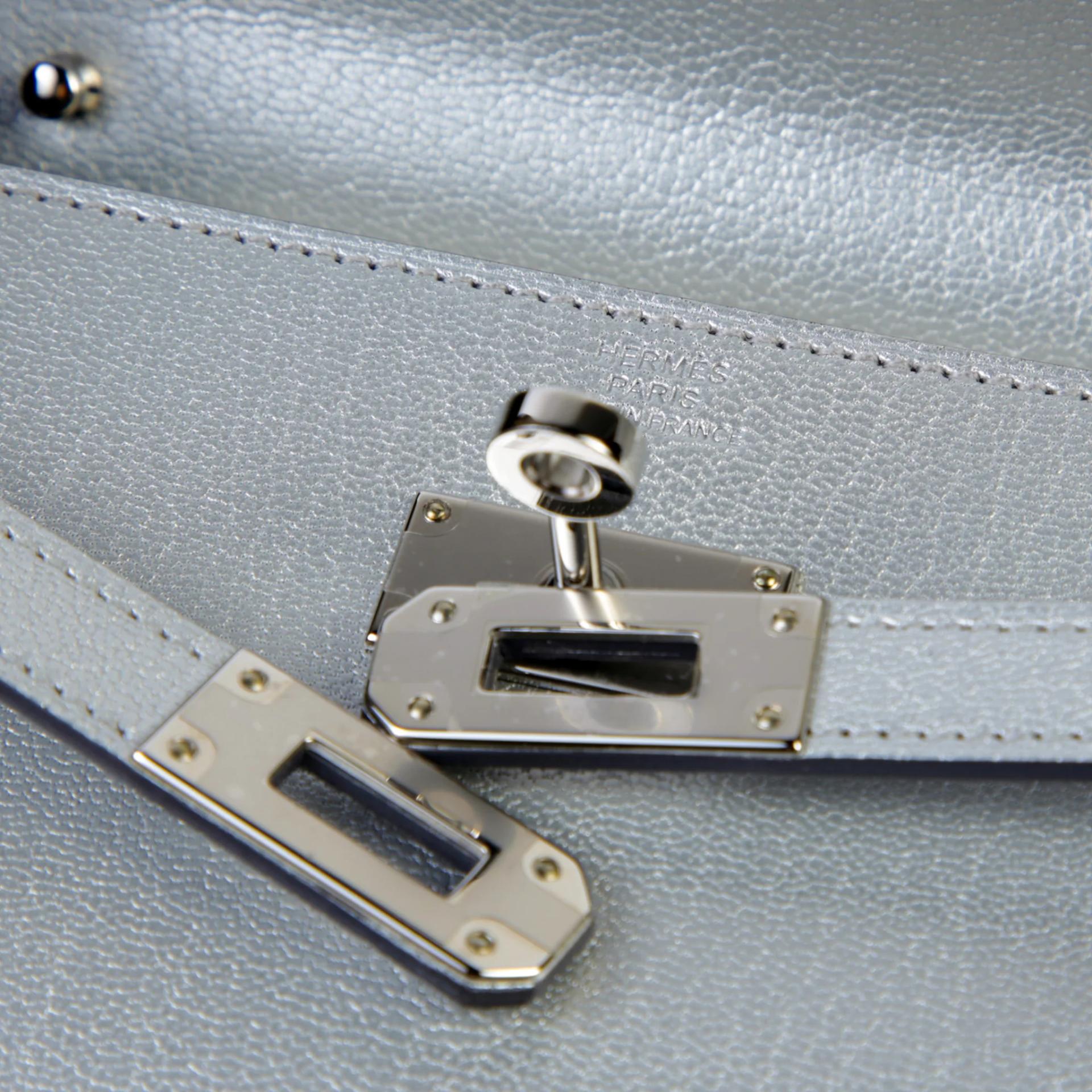全新 HERMÈS 愛馬仕 Kelly To Go 錢包 05 銀色 Argent Chamkila皮 銀扣 K刻 2025年 - 8