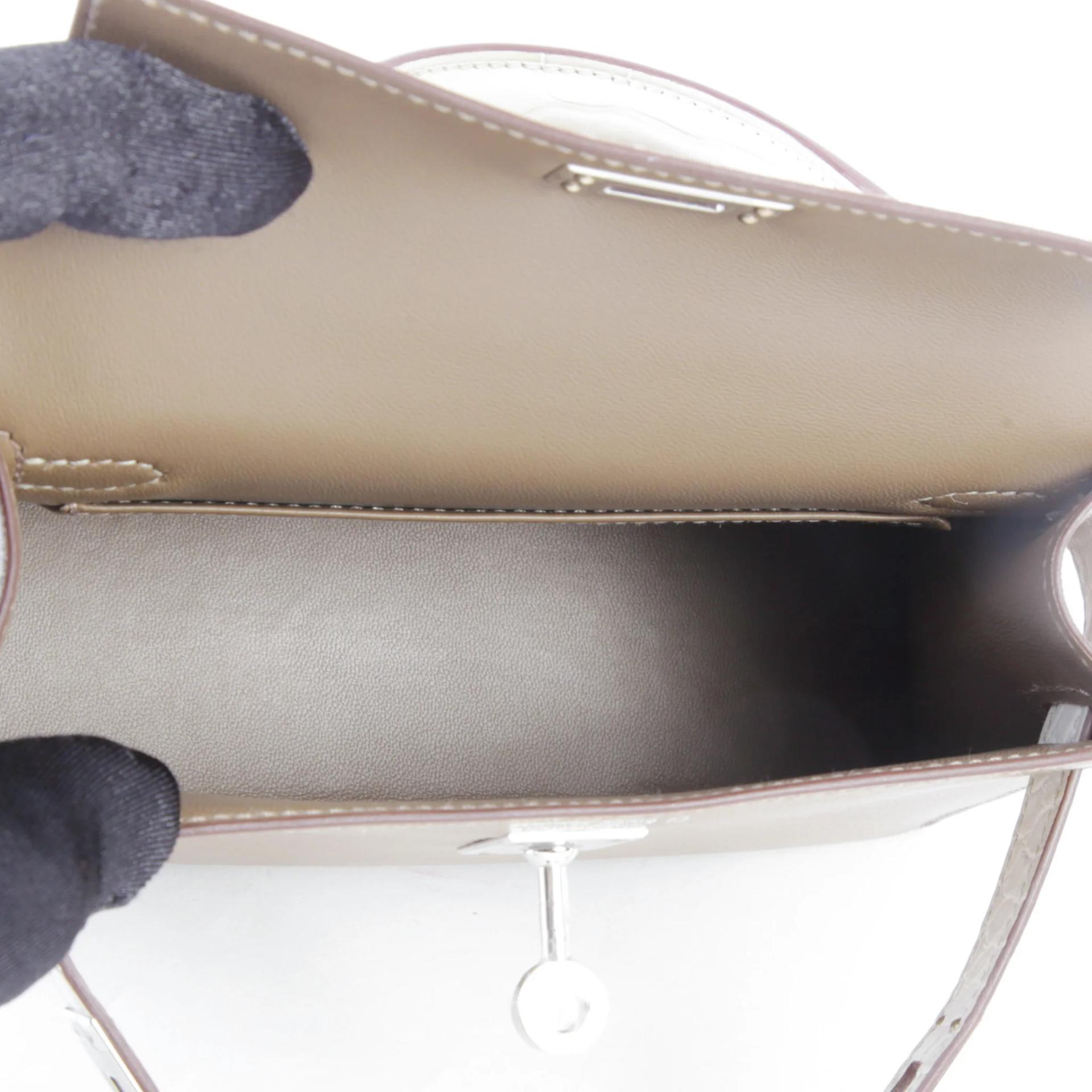 全新 HERMÈS 愛馬仕 Mini Kelly 二代 8L 冰川白 Beton 18 大象灰 Etoupe □ 短吻鱷 霧面 Madame皮 銀扣 K刻 2025年 - 10