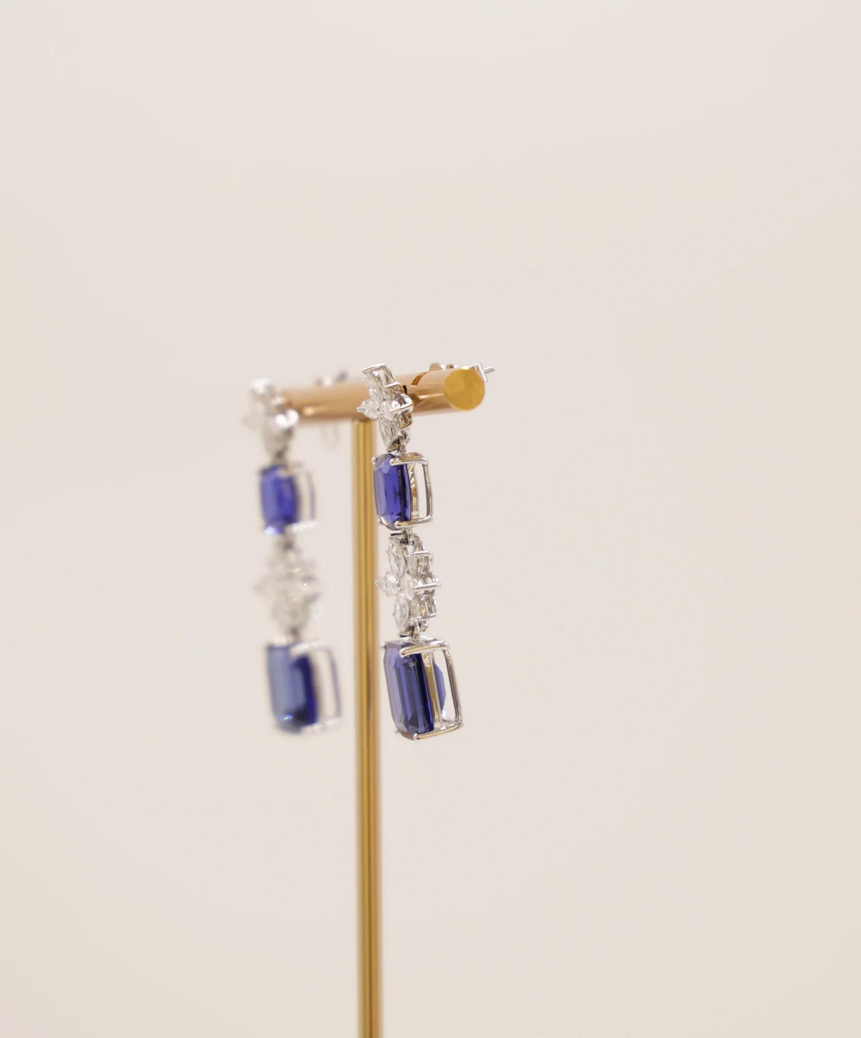 ランク N 新品 Mira Mira 真実の輝き シャイニーミーピアス・イヤリング ブルー K18ホワイトゴールド - 3