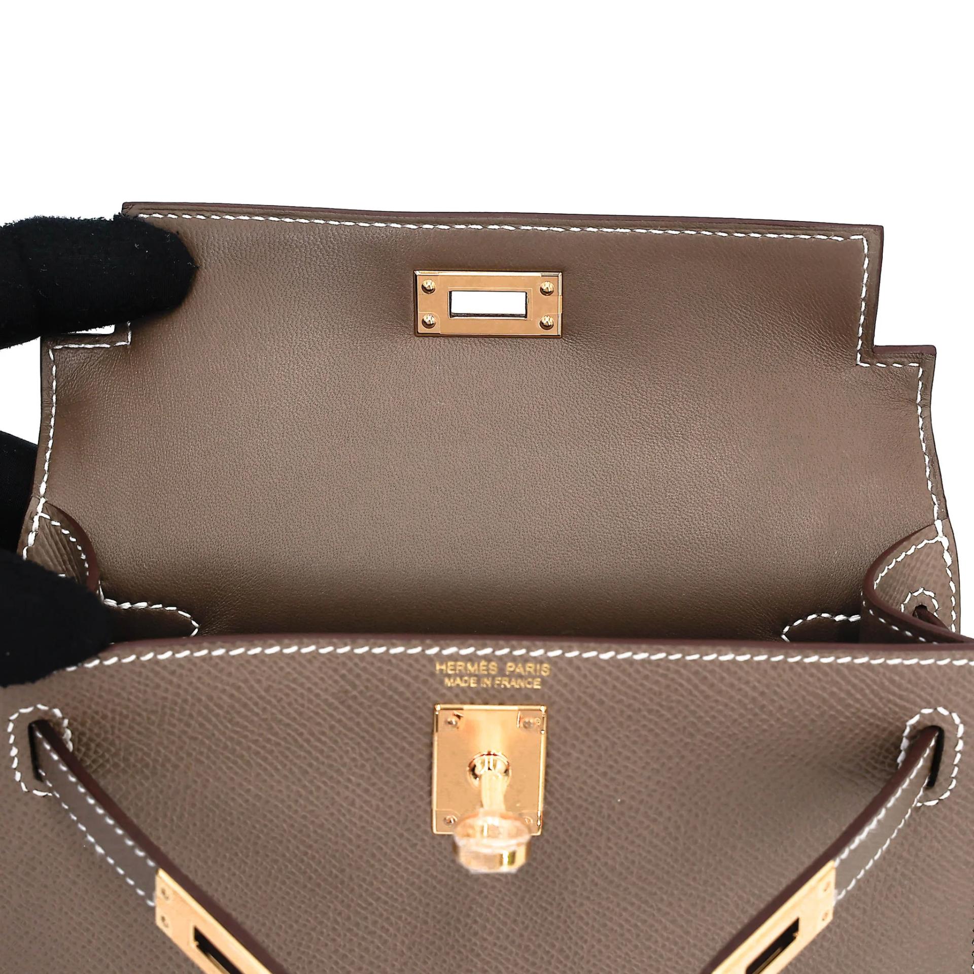 全新 HERMÈS 愛馬仕 Mini Kelly 二代 18 大象灰 Etoupe Epsom牛皮 金扣 G刻 2026年 - 12